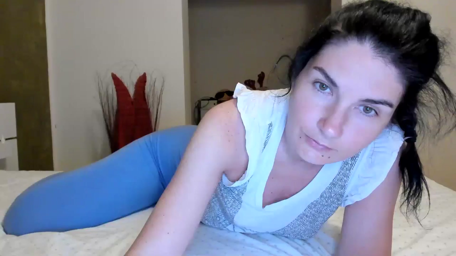 Gallery image thumbnail from SiouxPrincess's myfreecams stream on, 05/30/2024, 22:14 image 12 of 20