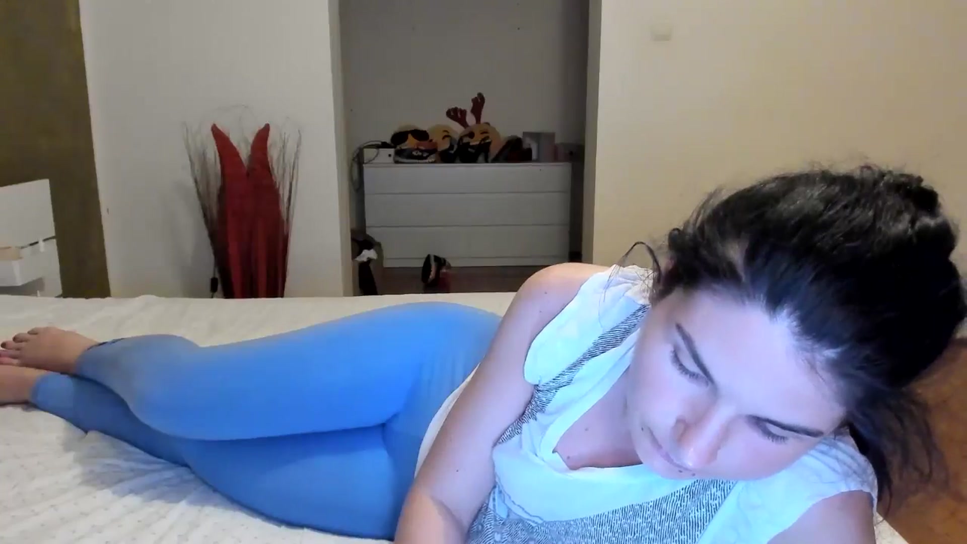 Gallery image thumbnail from SiouxPrincess's myfreecams stream on, 05/30/2024, 22:14 image 2 of 20