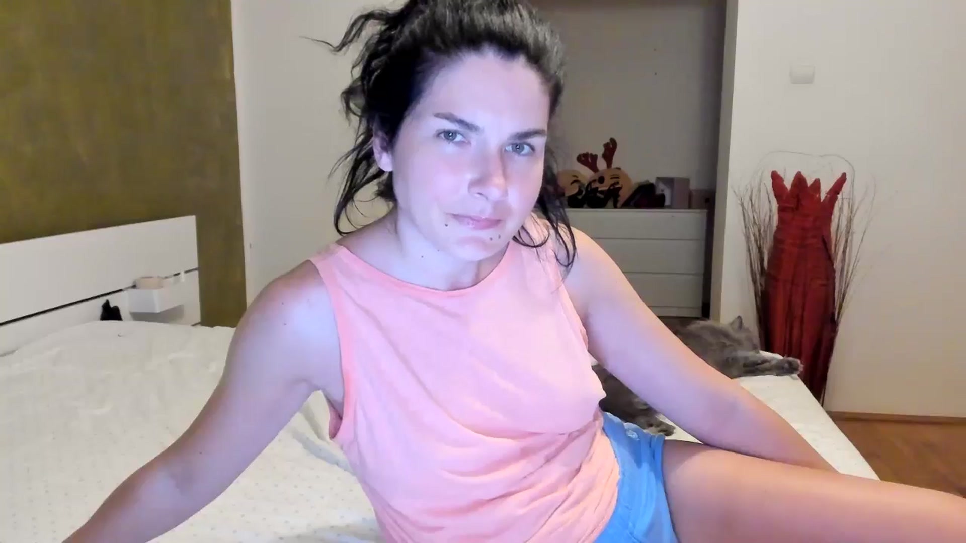 Gallery image thumbnail from SiouxPrincess's myfreecams stream on, 05/31/2024, 22:47 image 9 of 20
