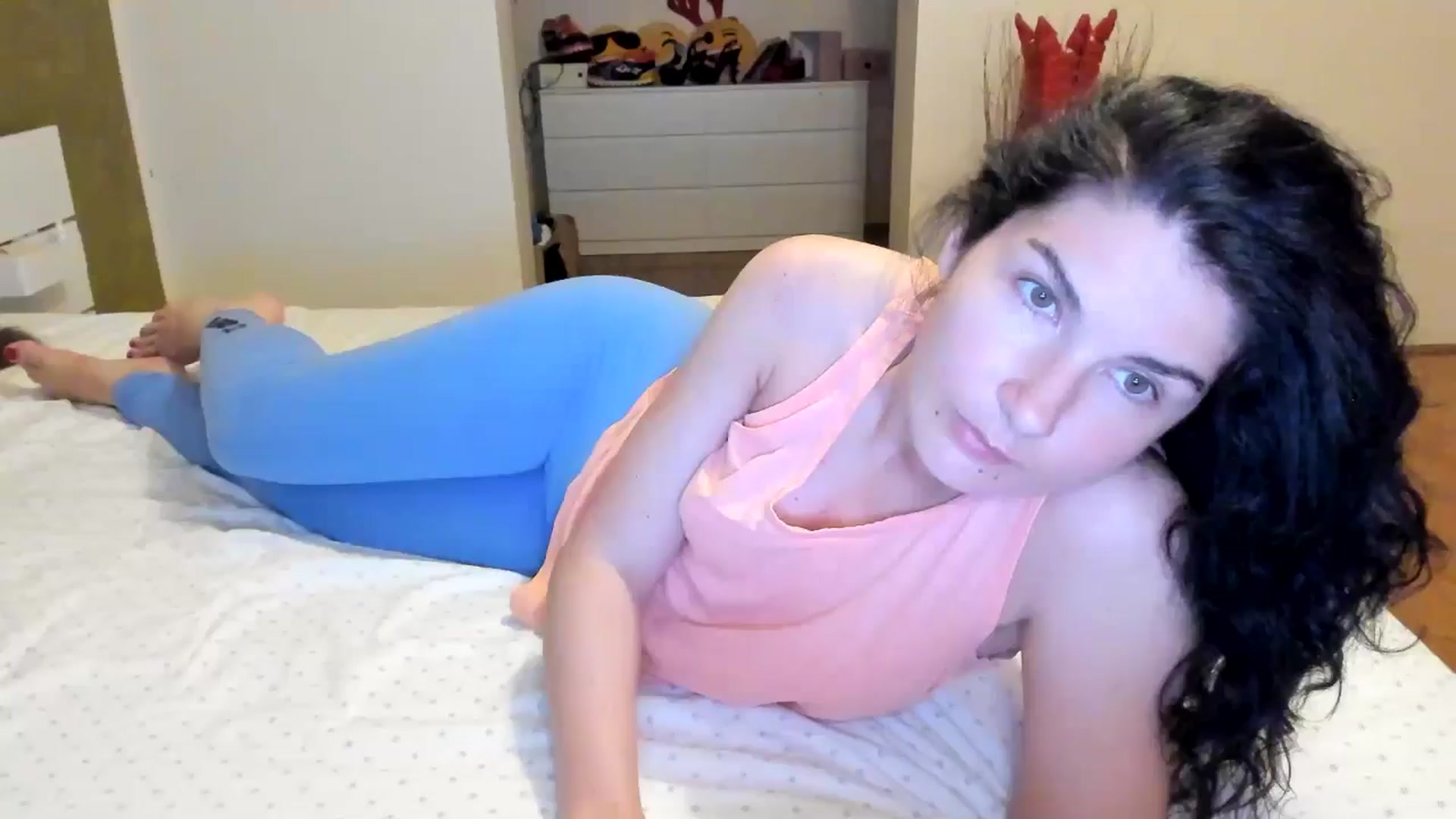 Gallery image thumbnail from SiouxPrincess's myfreecams stream on, 06/01/2024, 23:41 image 3 of 20
