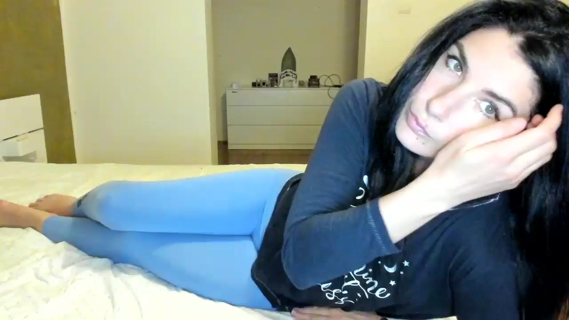 Gallery image thumbnail from SiouxPrincess's myfreecams stream on, 06/20/2024, 23:12 image 1 of 20