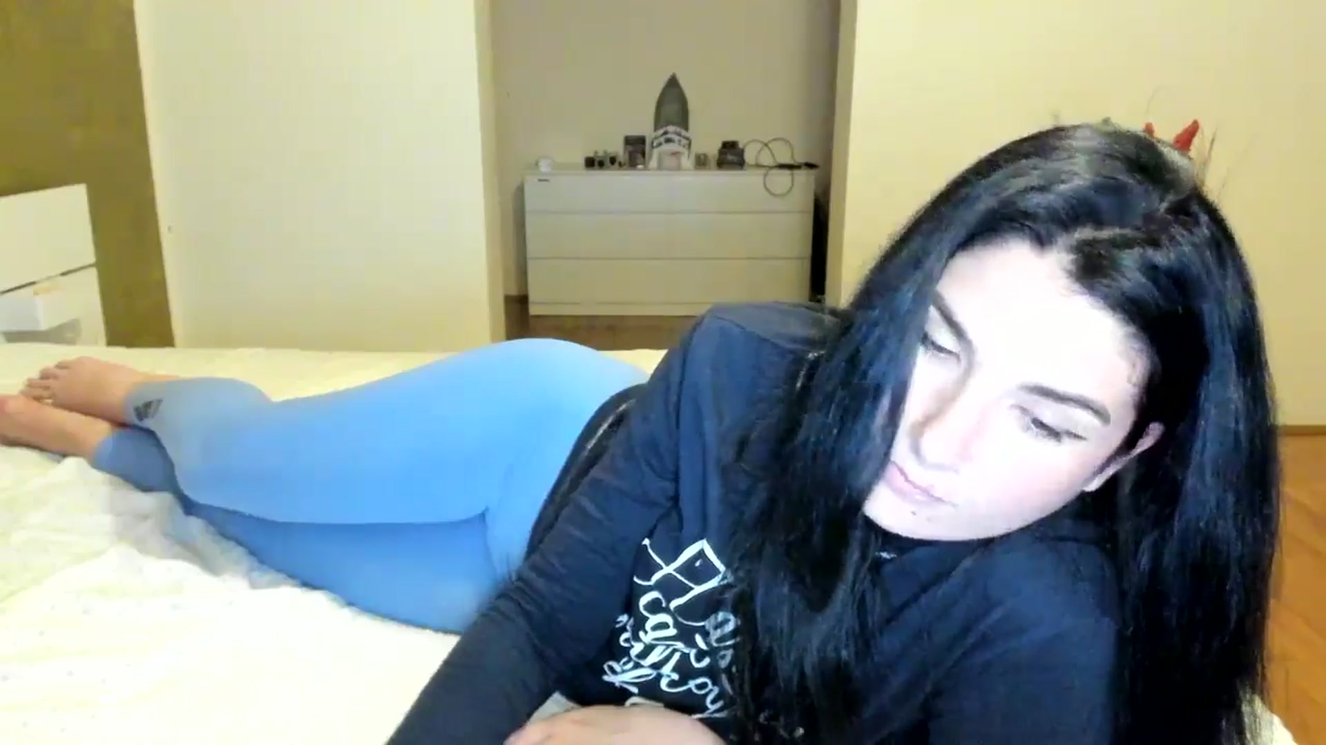 Gallery image thumbnail from SiouxPrincess's myfreecams stream on, 06/20/2024, 23:12 image 5 of 20