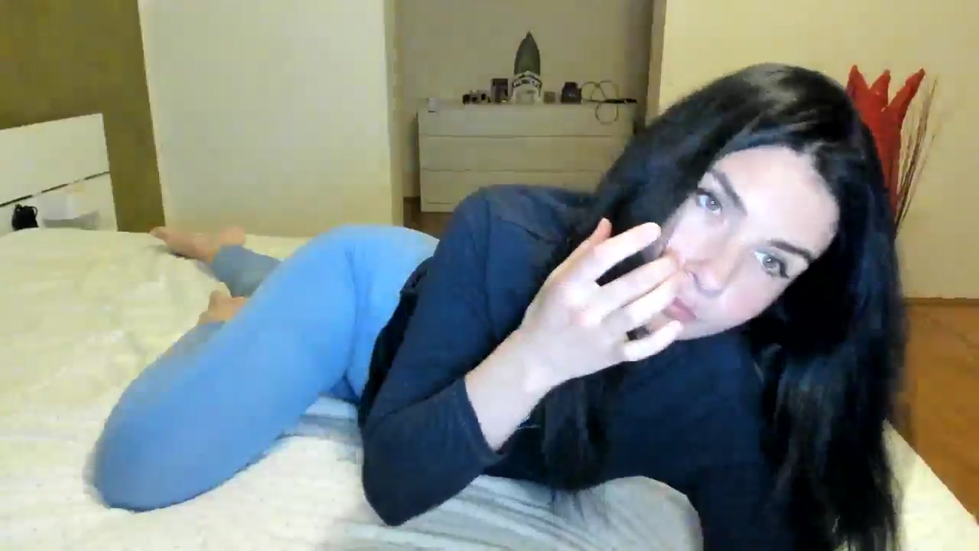 Gallery image thumbnail from SiouxPrincess's myfreecams stream on, 06/20/2024, 23:12 image 12 of 20