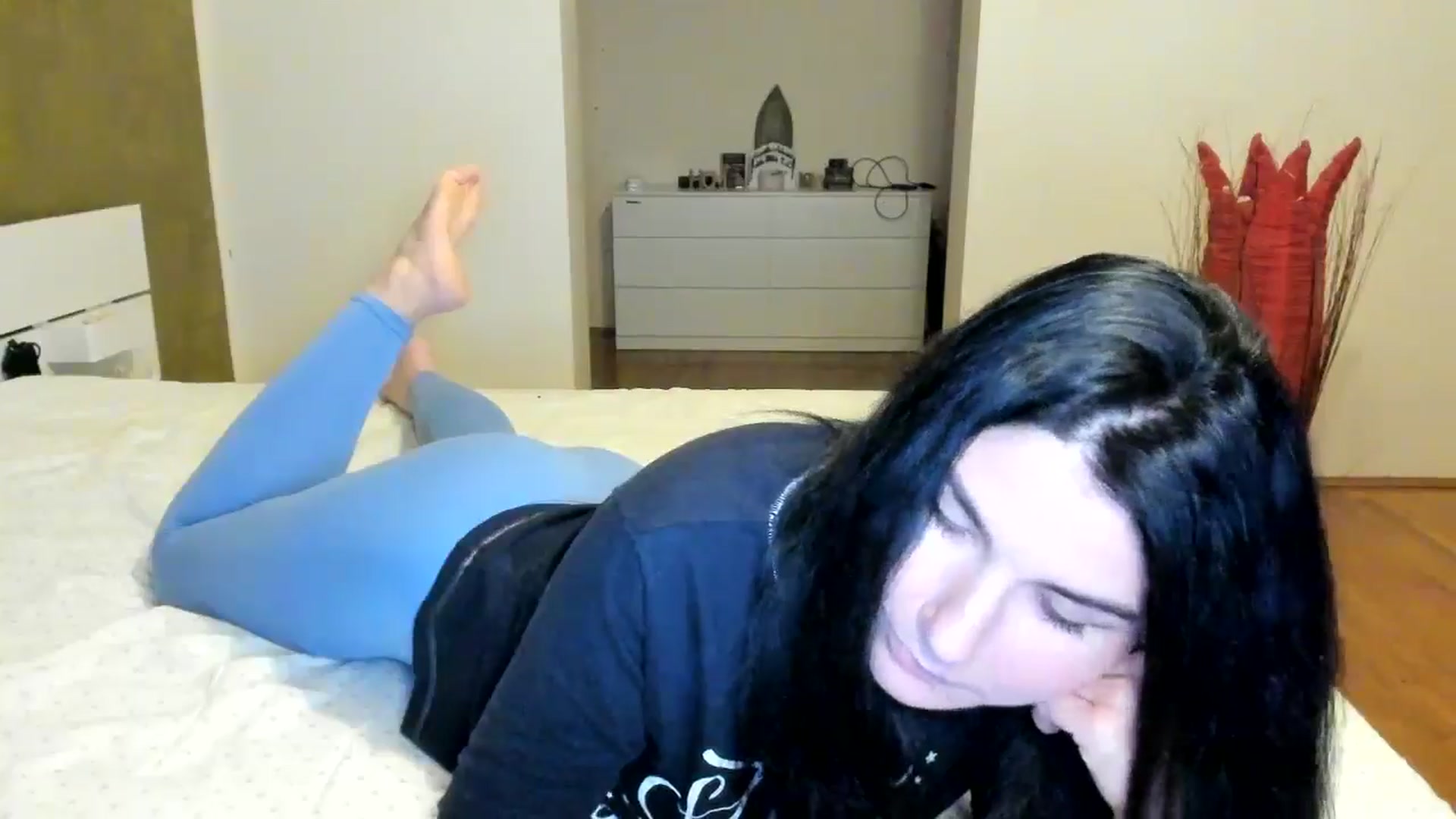 Gallery image thumbnail from SiouxPrincess's myfreecams stream on, 06/20/2024, 23:12 image 7 of 20