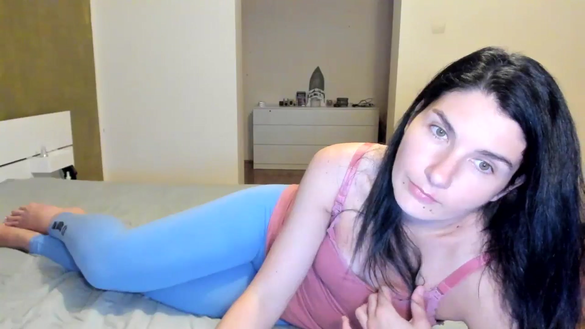 Gallery image thumbnail from SiouxPrincess's myfreecams stream on, 06/28/2024, 22:17 image 5 of 20