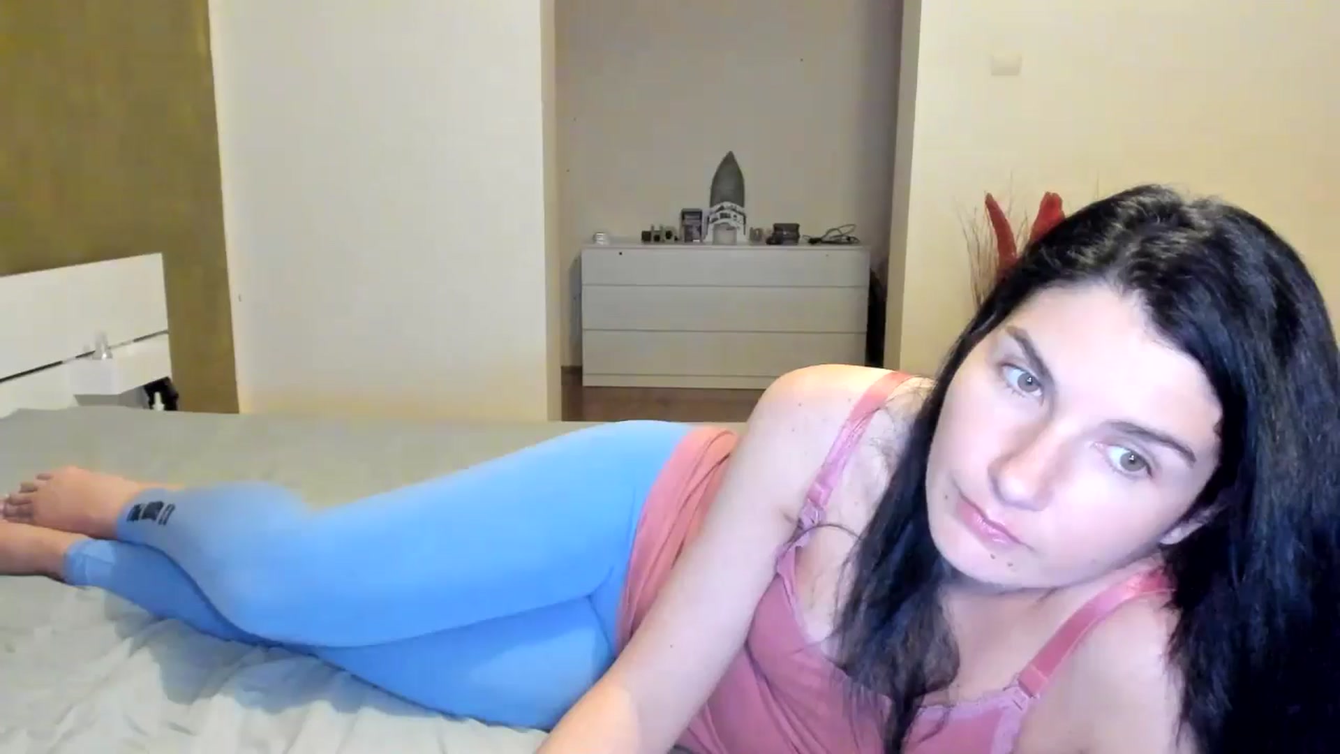 Gallery image thumbnail from SiouxPrincess's myfreecams stream on, 06/28/2024, 22:17 image 7 of 20