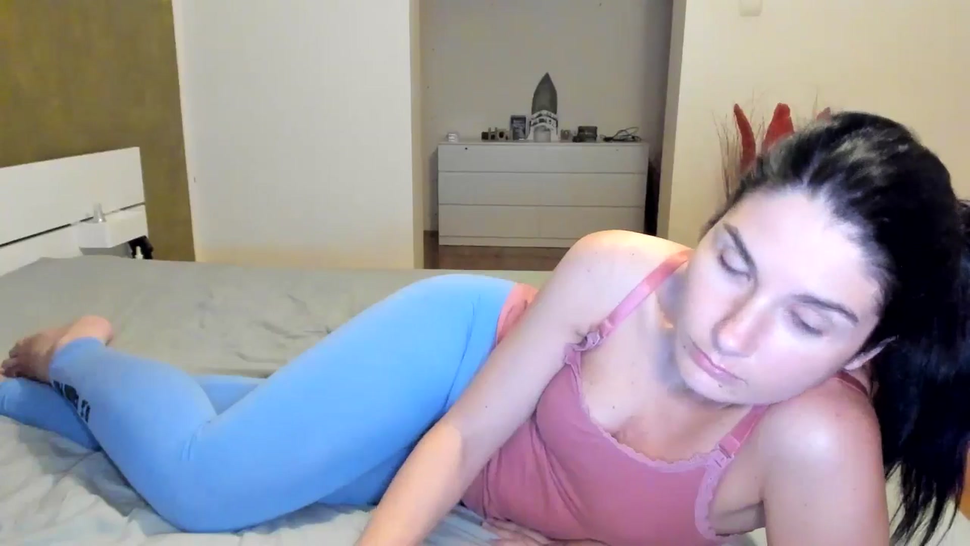 Gallery image thumbnail from SiouxPrincess's myfreecams stream on, 06/28/2024, 22:17 image 20 of 20
