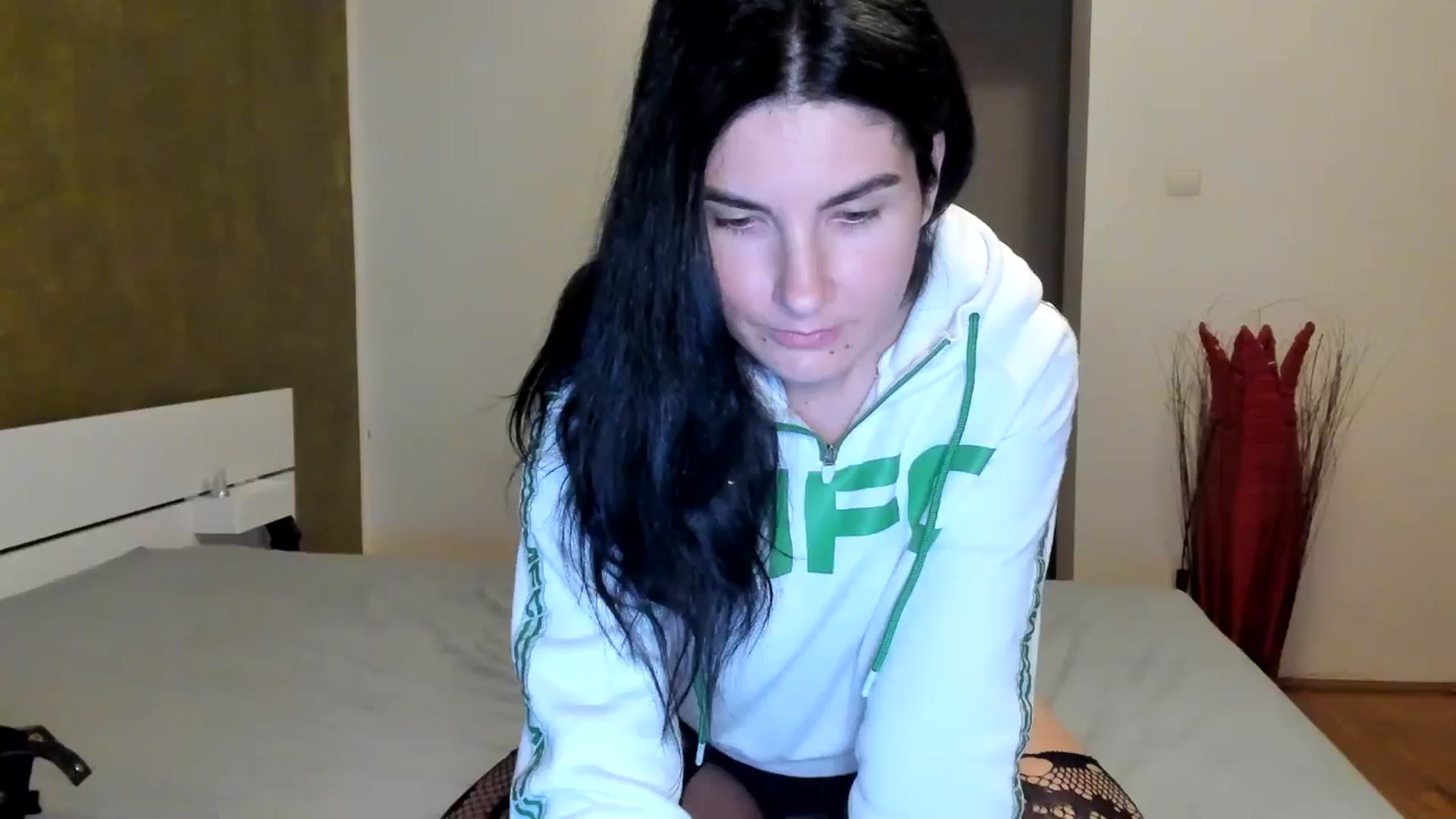 Gallery image thumbnail from SiouxPrincess's myfreecams stream on, 06/29/2024, 23:03 image 13 of 20