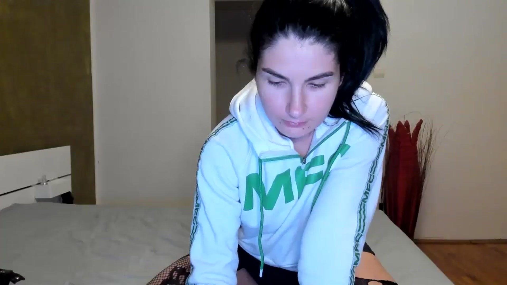 Gallery image thumbnail from SiouxPrincess's myfreecams stream on, 06/29/2024, 23:03 image 3 of 20