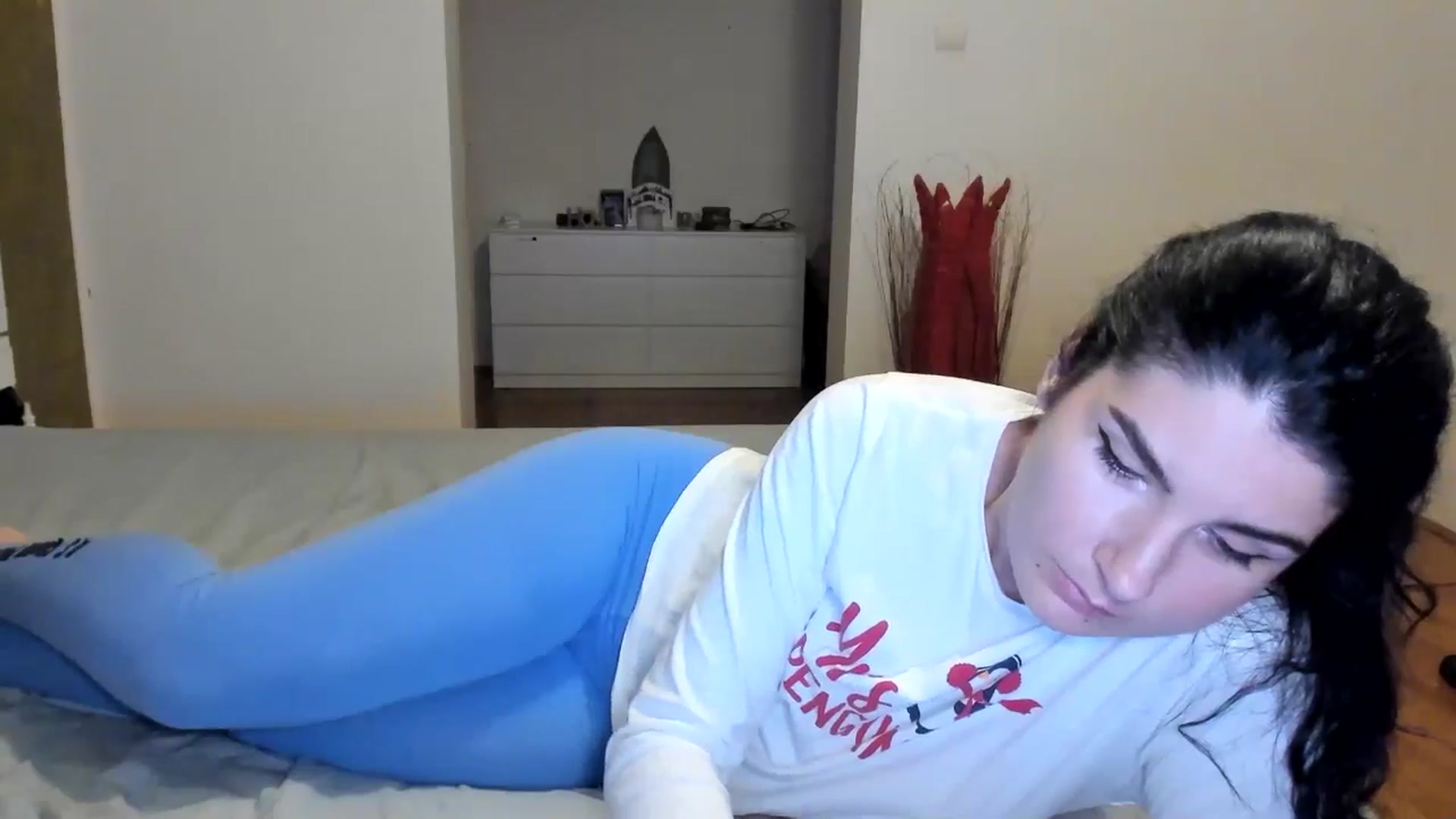 Gallery image thumbnail from SiouxPrincess's myfreecams stream on, 06/30/2024, 22:24 image 18 of 20