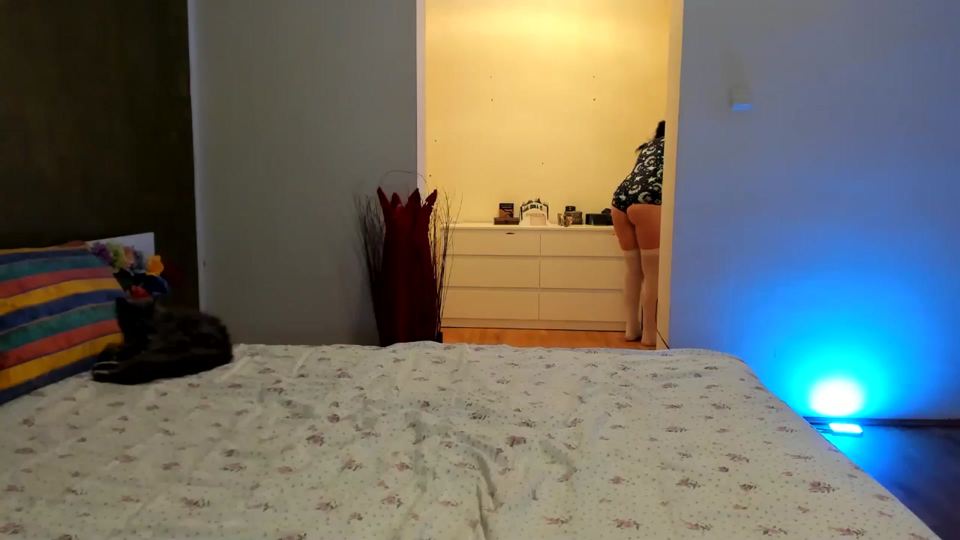Gallery image thumbnail from SiouxPrincess's myfreecams stream on, 07/11/2024, 23:01 image 16 of 20