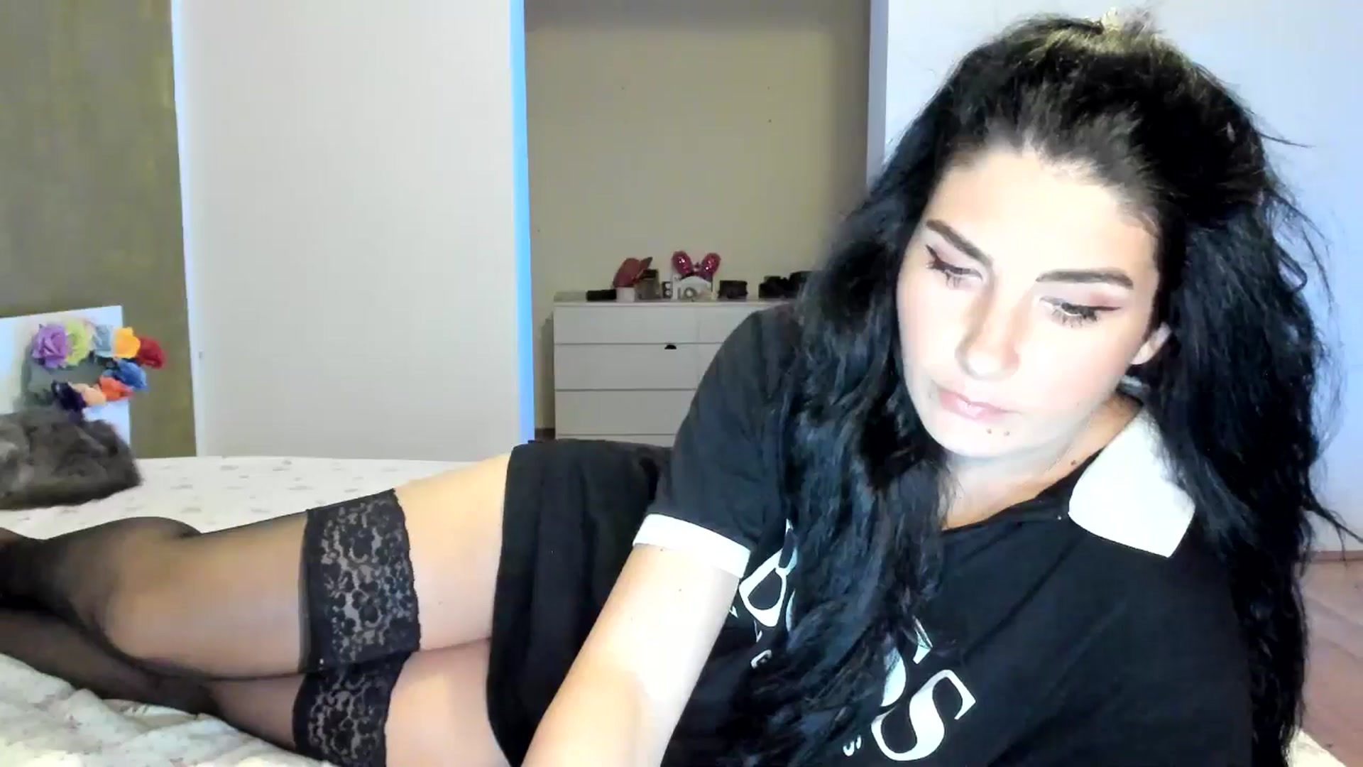 Gallery image thumbnail from SiouxPrincess's myfreecams stream on, 07/16/2024, 23:50 image 5 of 20