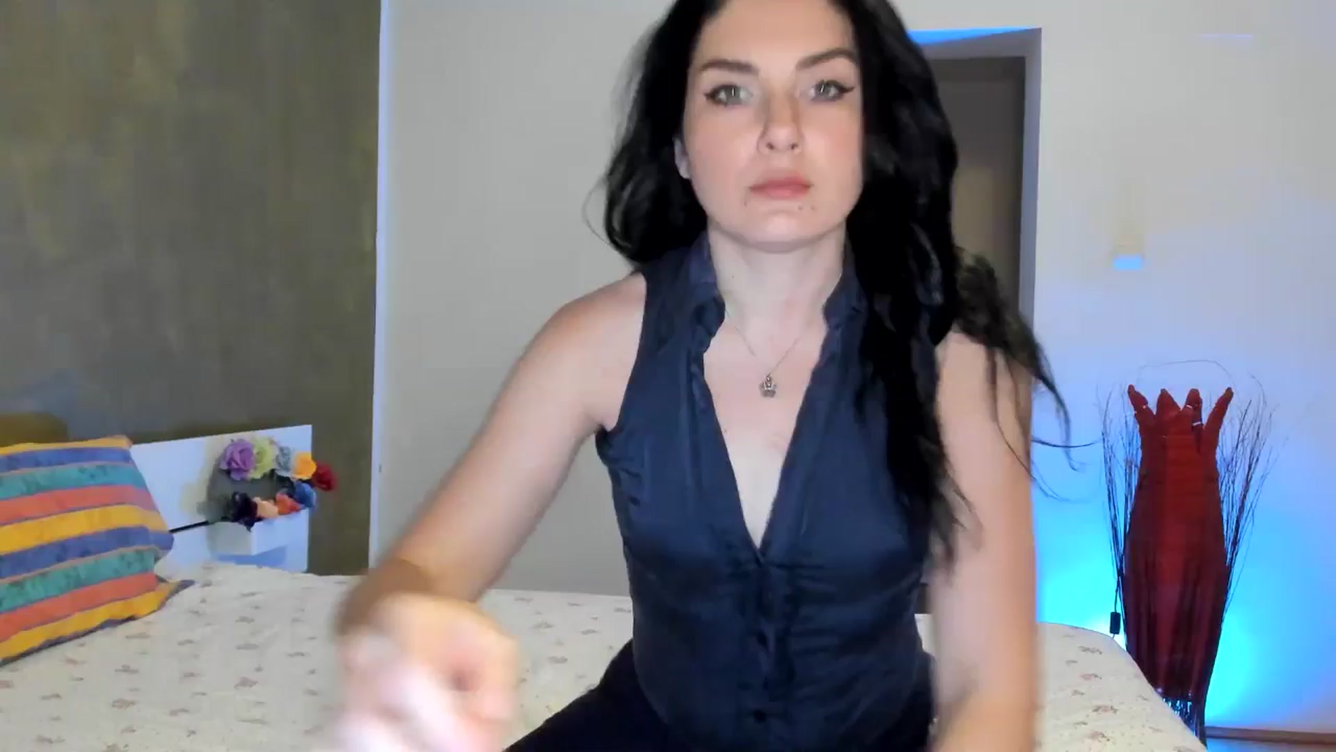 Gallery image thumbnail from SiouxPrincess's myfreecams stream on, 07/17/2024, 23:46 image 1 of 20