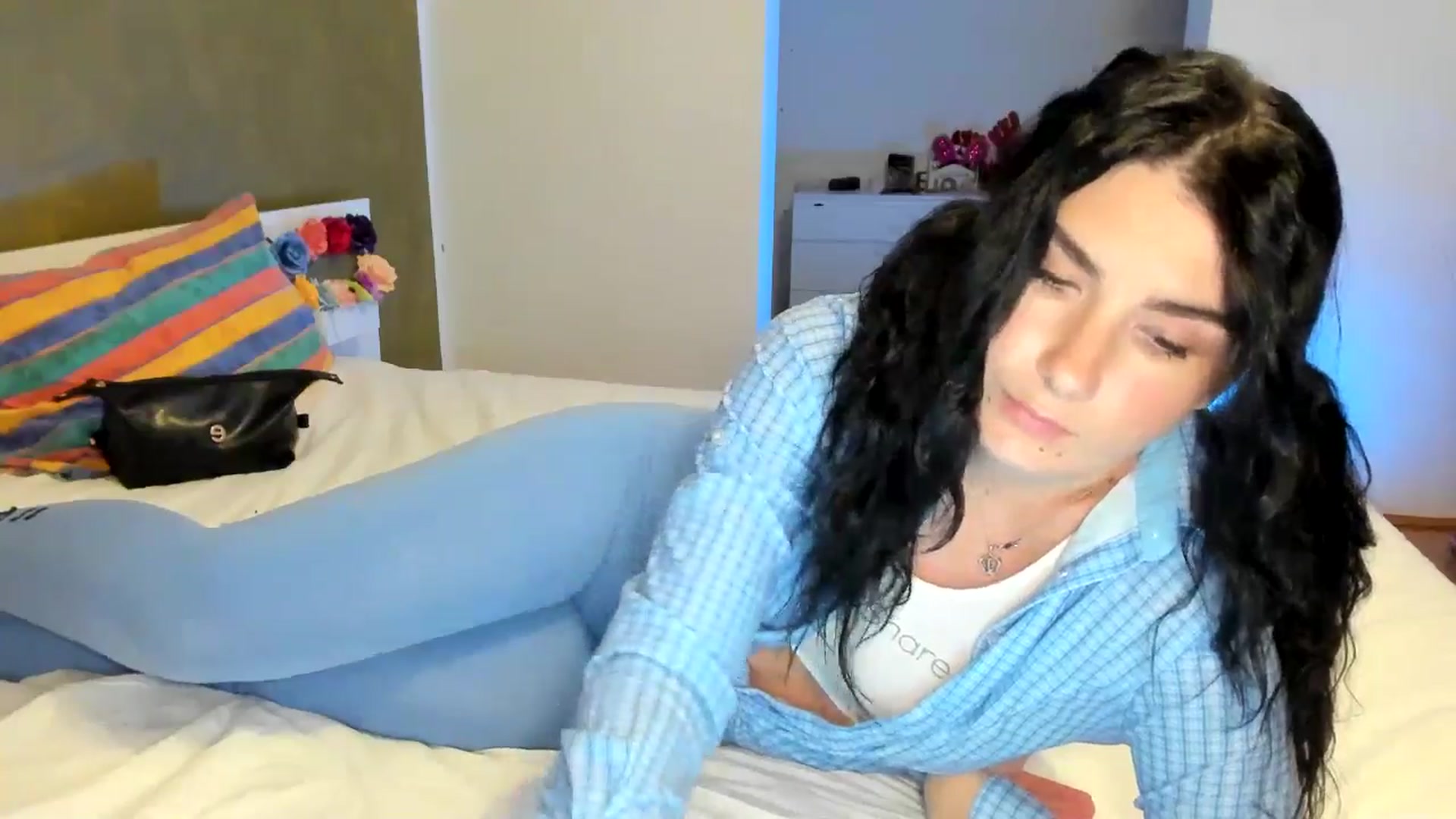 Gallery image thumbnail from SiouxPrincess's myfreecams stream on, 07/31/2024, 23:58 image 20 of 20