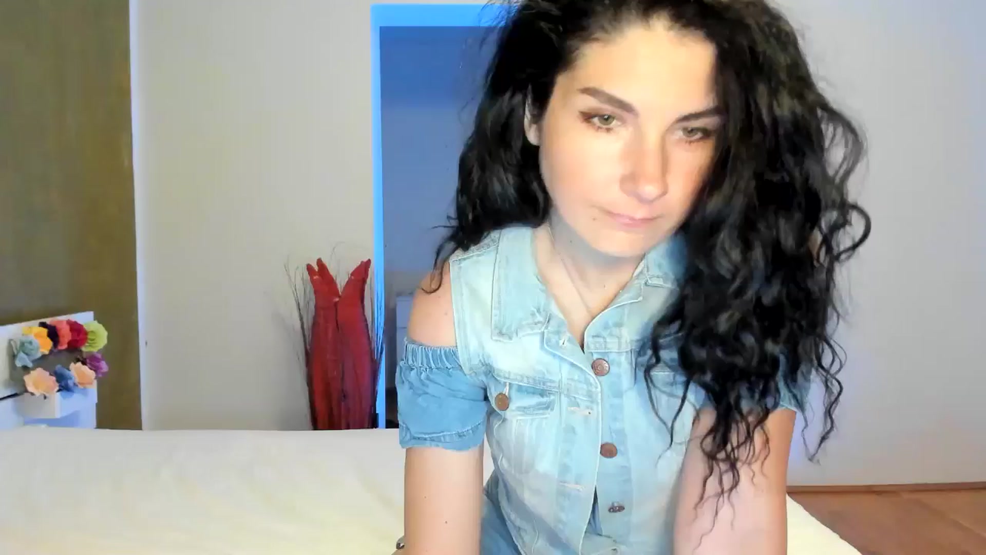 Gallery image thumbnail from SiouxPrincess's myfreecams stream on, 08/03/2024, 23:56 image 1 of 20