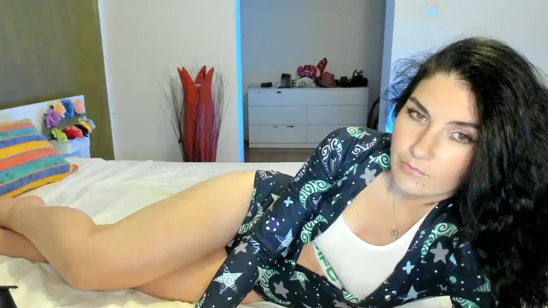 Gallery image thumbnail from SiouxPrincess's myfreecams stream on, 08/05/2024, 23:56 image 10 of 20