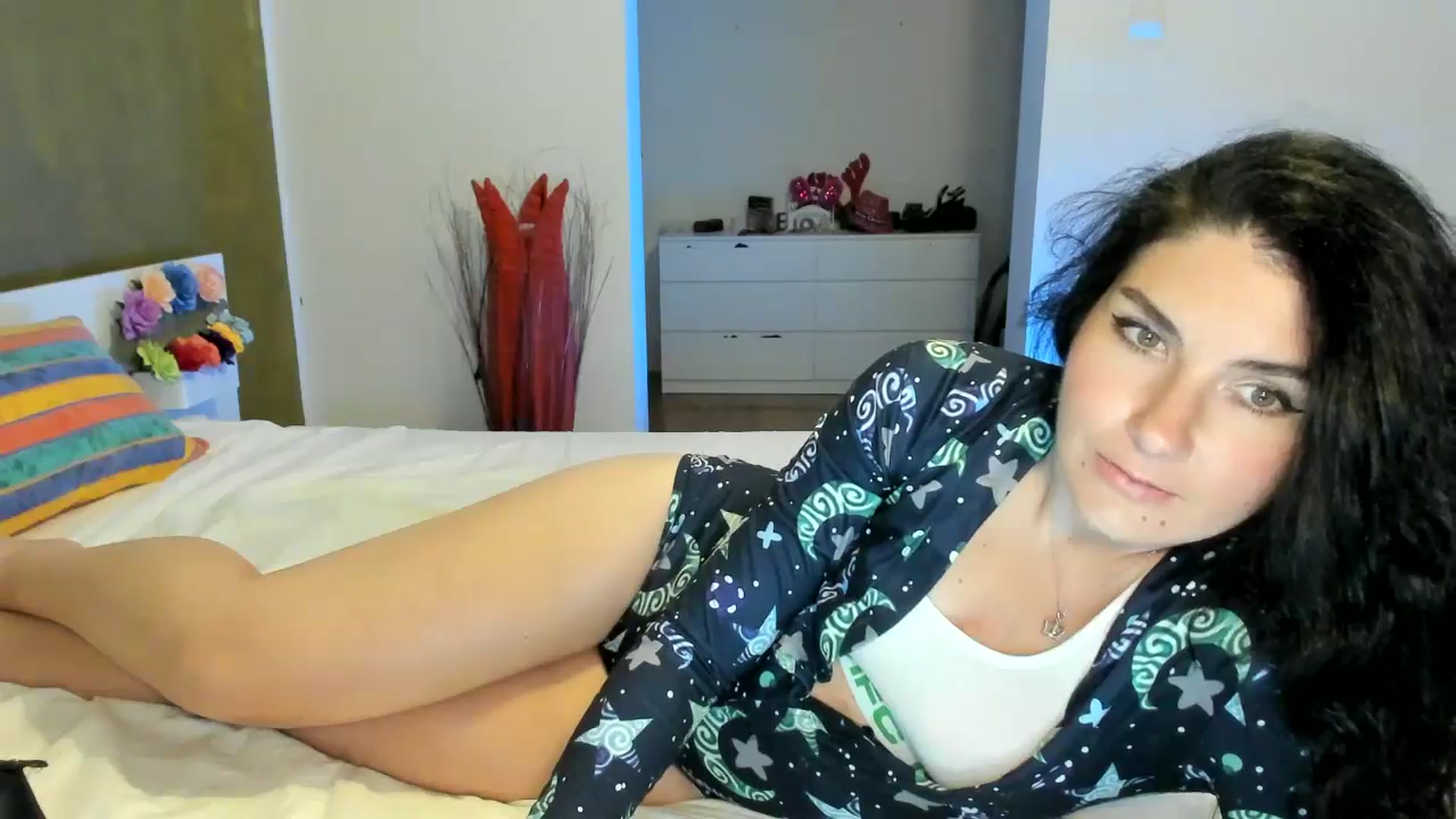 Gallery image thumbnail from SiouxPrincess's myfreecams stream on, 08/05/2024, 23:56 image 14 of 20