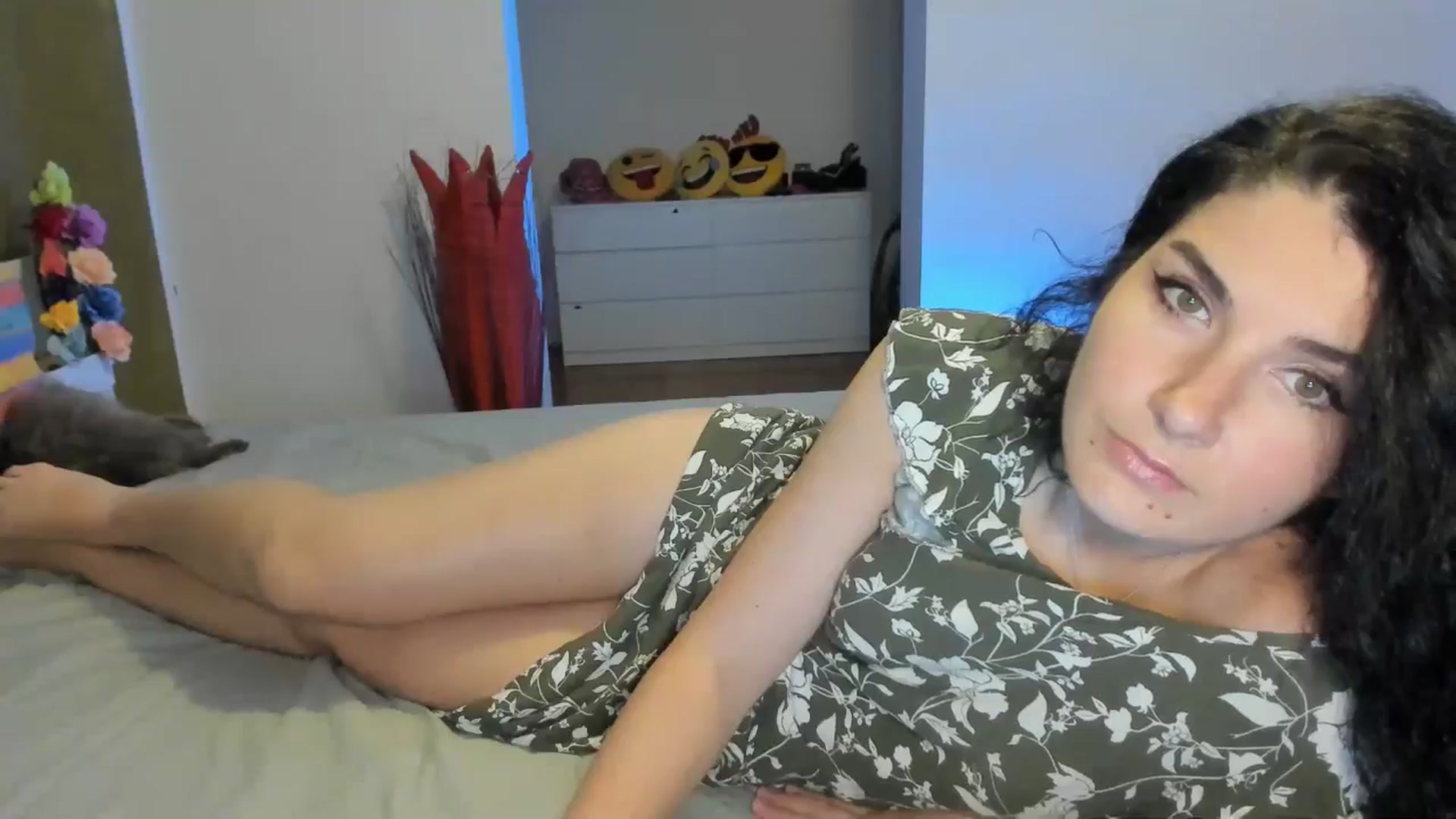 Gallery image thumbnail from SiouxPrincess's myfreecams stream on, 08/21/2024, 22:40 image 2 of 20