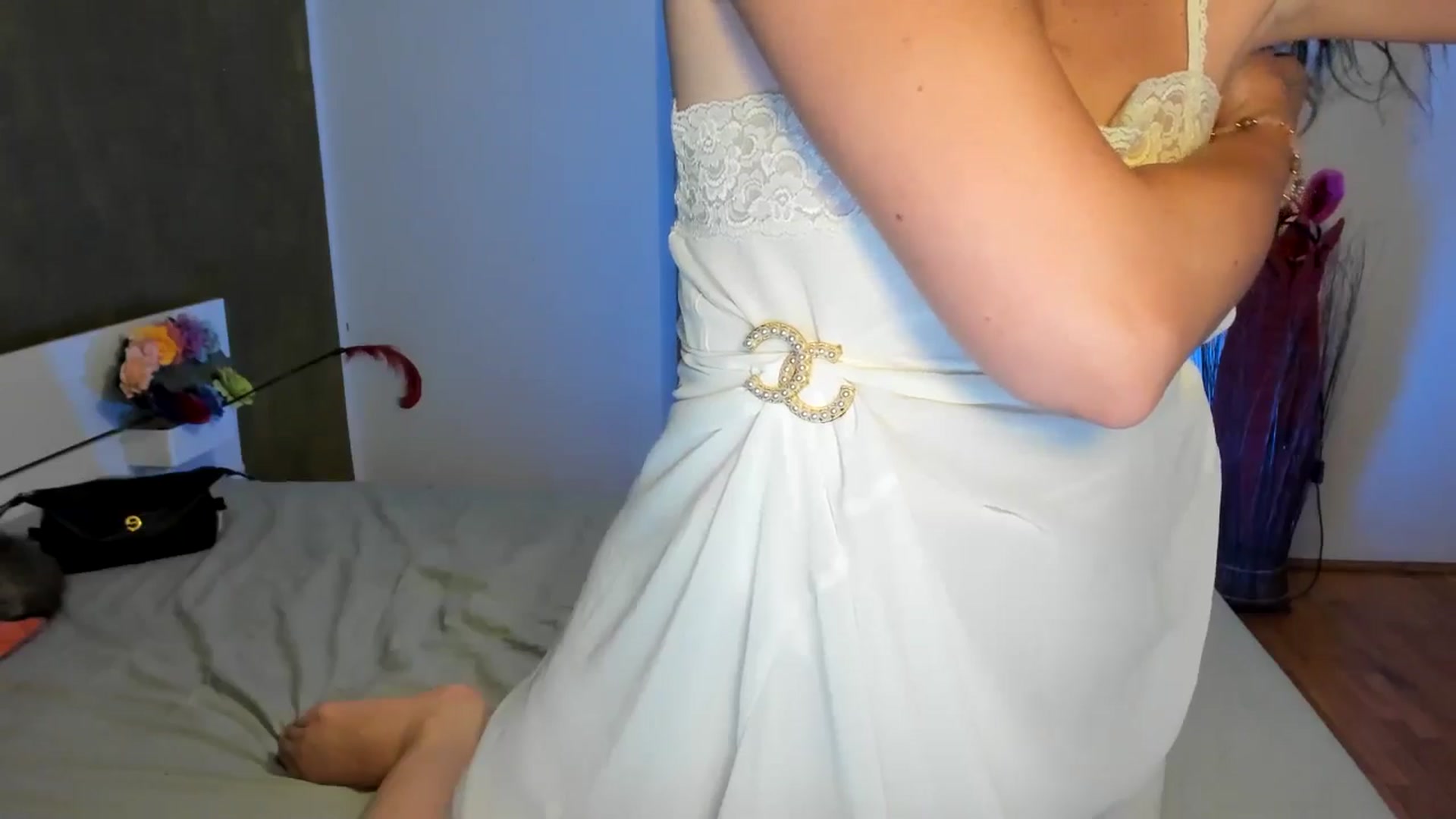 Gallery image thumbnail from SiouxPrincess's myfreecams stream on, 09/04/2024, 24:04 image 10 of 20