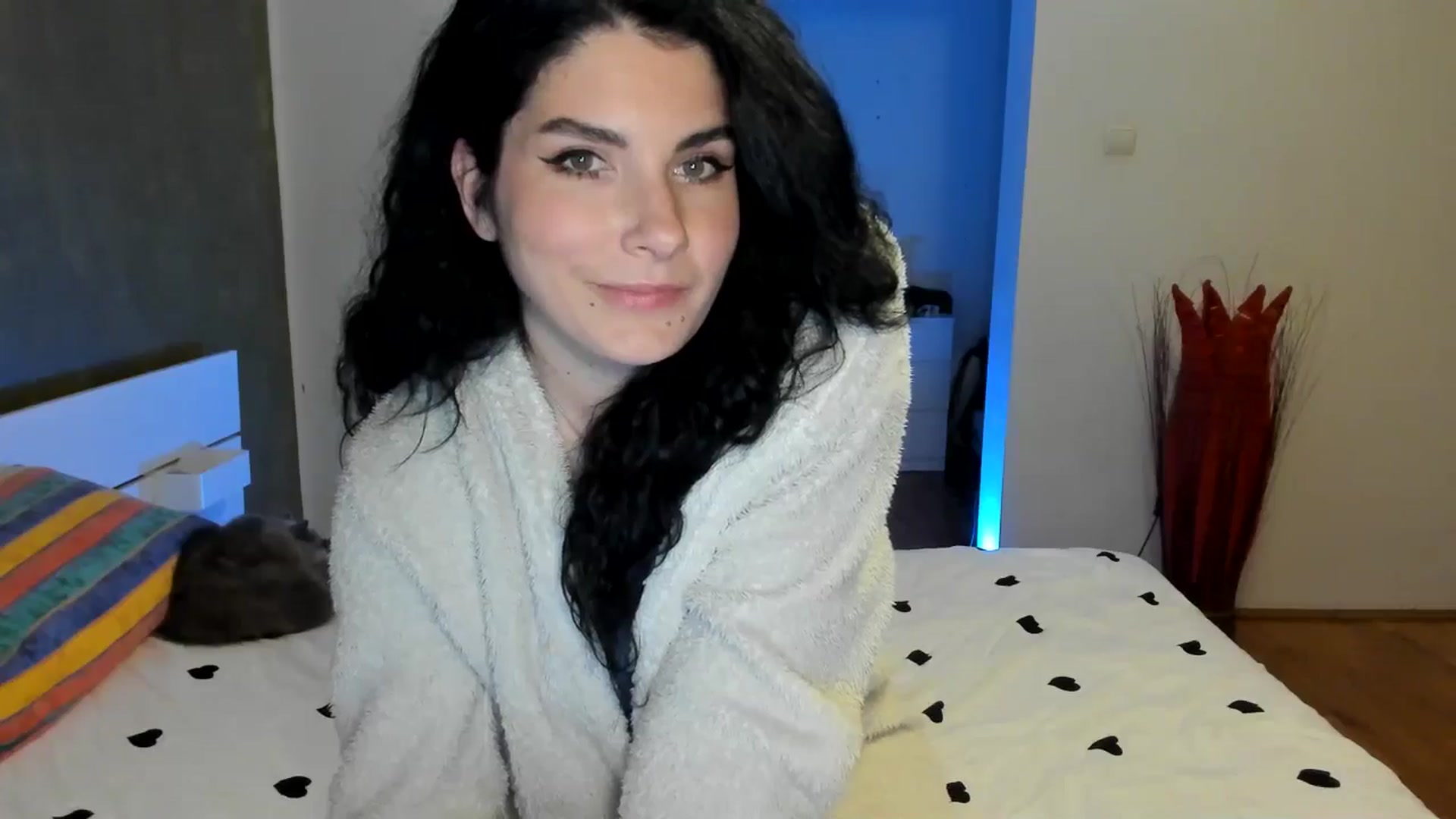 Gallery image thumbnail from SiouxPrincess's myfreecams stream on, 09/14/2024, 23:48 image 2 of 20