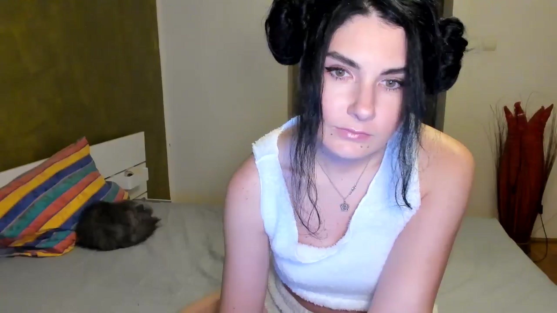 Gallery image thumbnail from SiouxPrincess's myfreecams stream on, 09/19/2024, 24:00 image 3 of 20