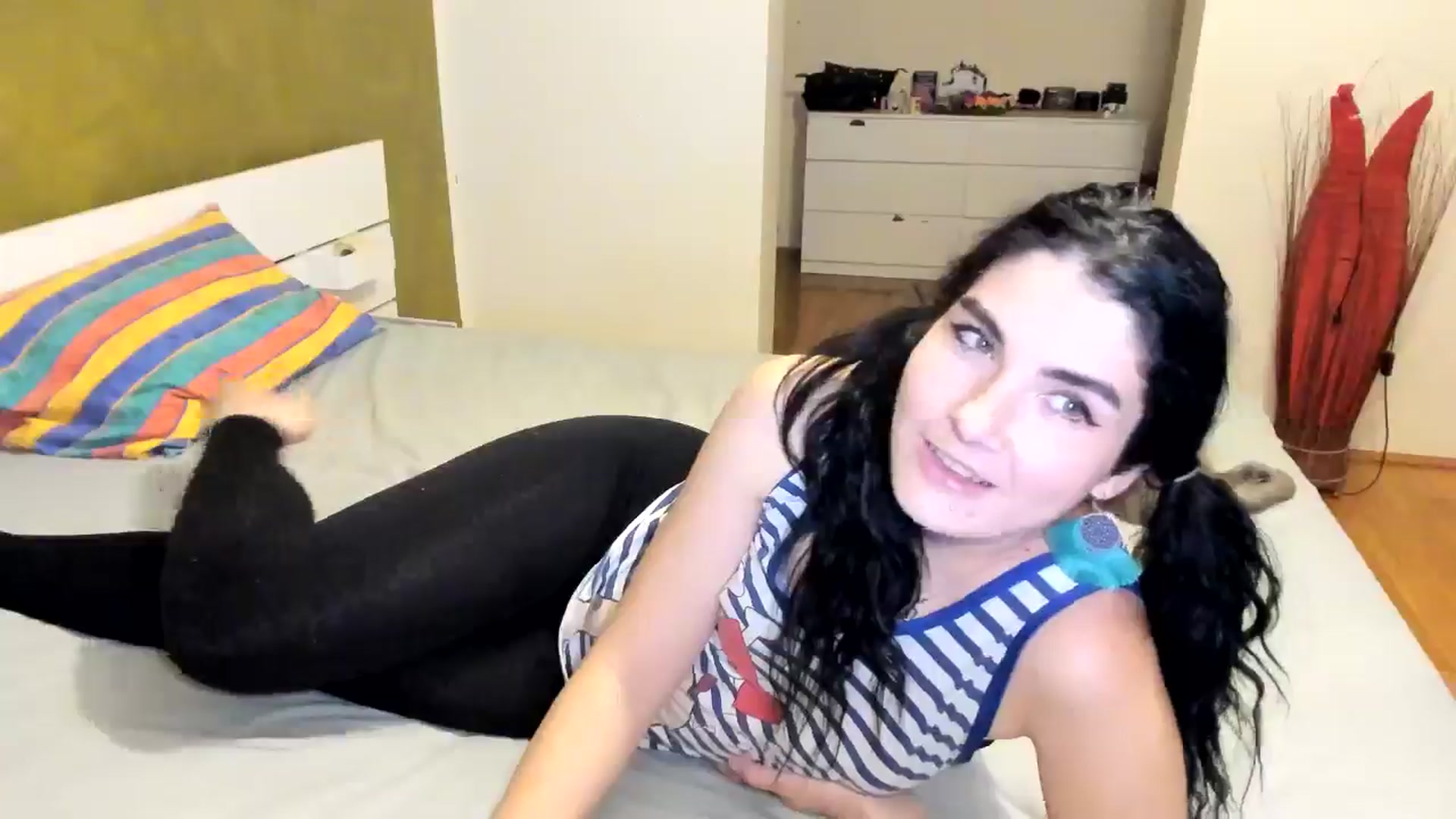 Gallery image thumbnail from SiouxPrincess's myfreecams stream on, 09/24/2024, 24:09 image 11 of 20