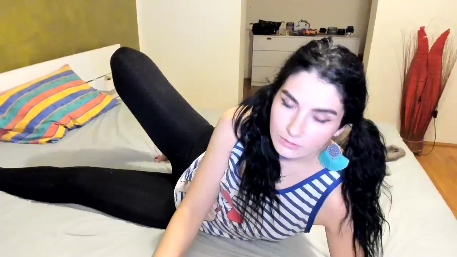 Gallery image thumbnail from SiouxPrincess's myfreecams stream on, 09/24/2024, 24:09 image 10 of 20