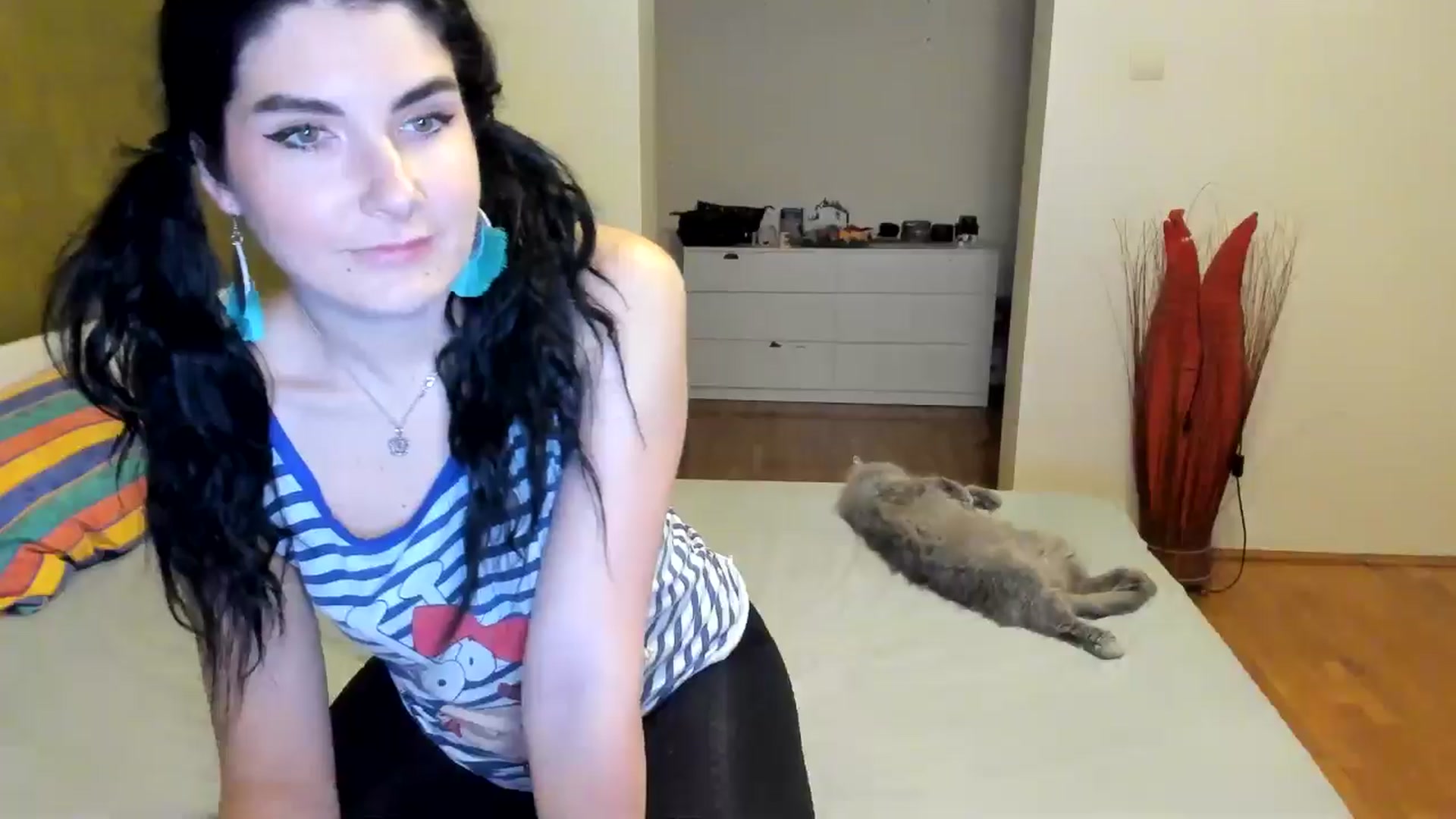 Gallery image thumbnail from SiouxPrincess's myfreecams stream on, 09/24/2024, 24:09 image 8 of 20
