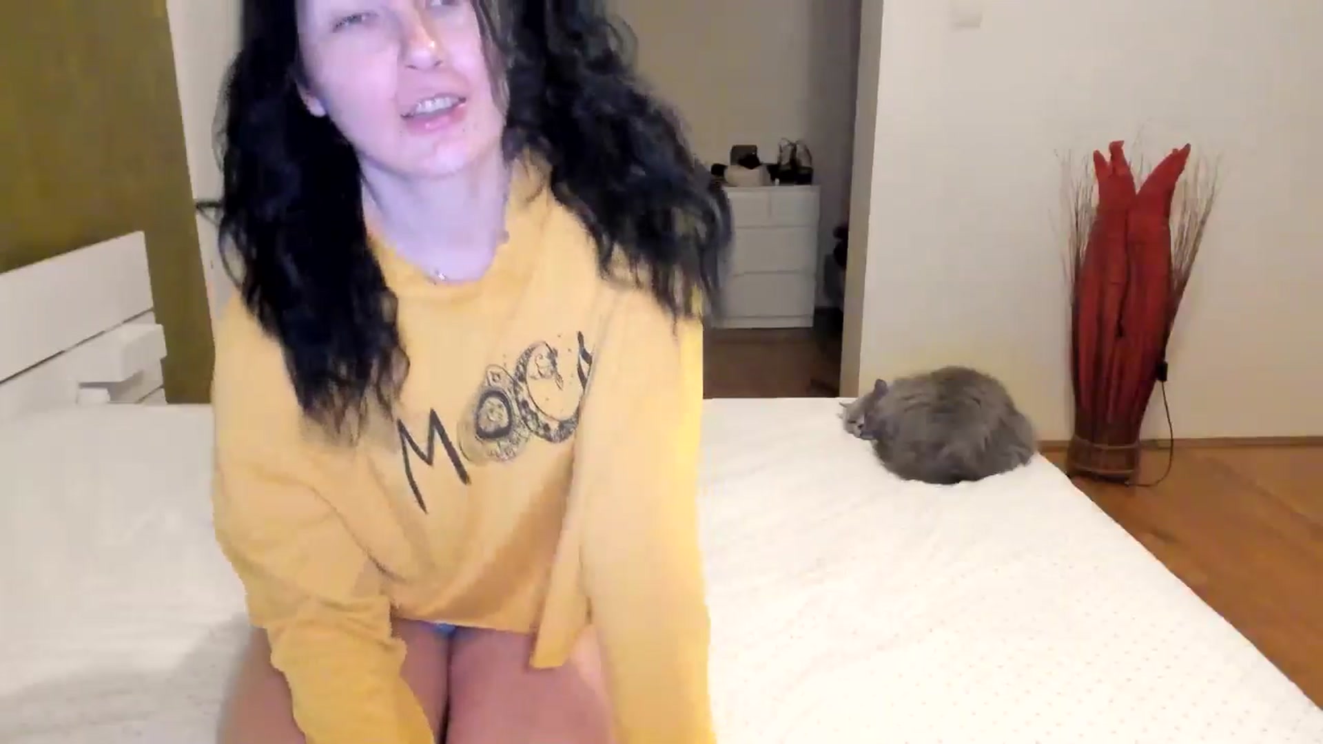 Gallery image thumbnail from SiouxPrincess's myfreecams stream on, 10/06/2024, 24:02 image 18 of 20