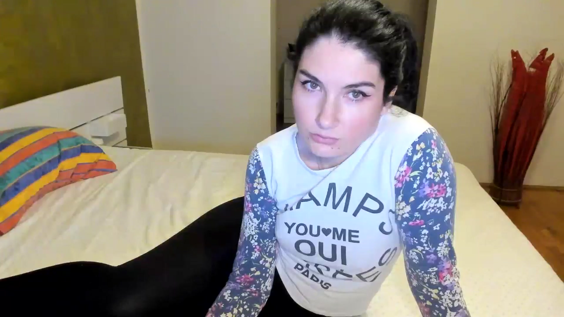 Gallery image thumbnail from SiouxPrincess's myfreecams stream on, 10/18/2024, 24:12 image 15 of 20