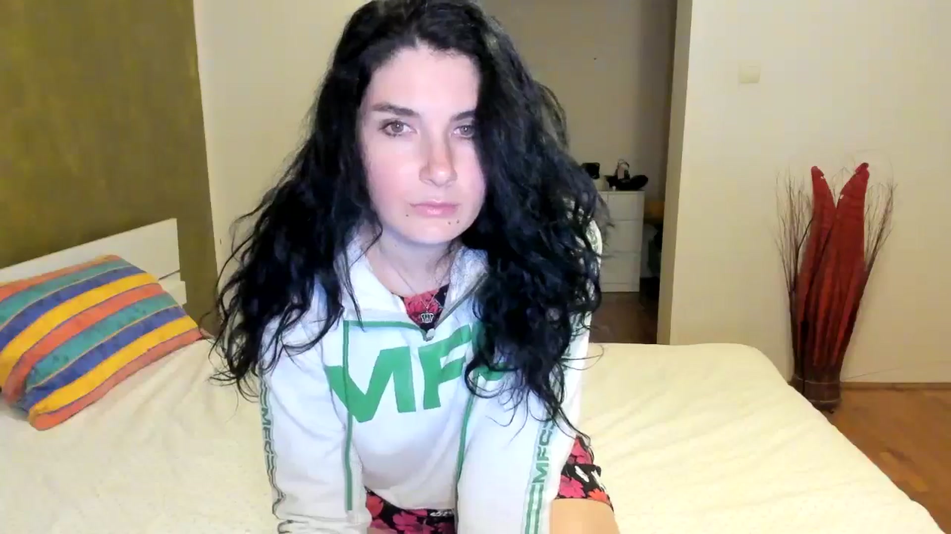 Gallery image thumbnail from SiouxPrincess's myfreecams stream on, 10/19/2024, 22:07 image 11 of 20