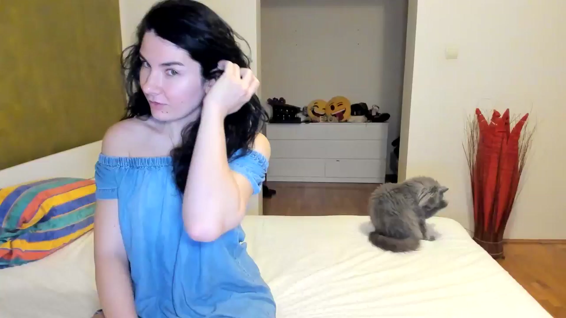 Gallery image thumbnail from SiouxPrincess's myfreecams stream on, 11/02/2024, 01:01 image 17 of 20