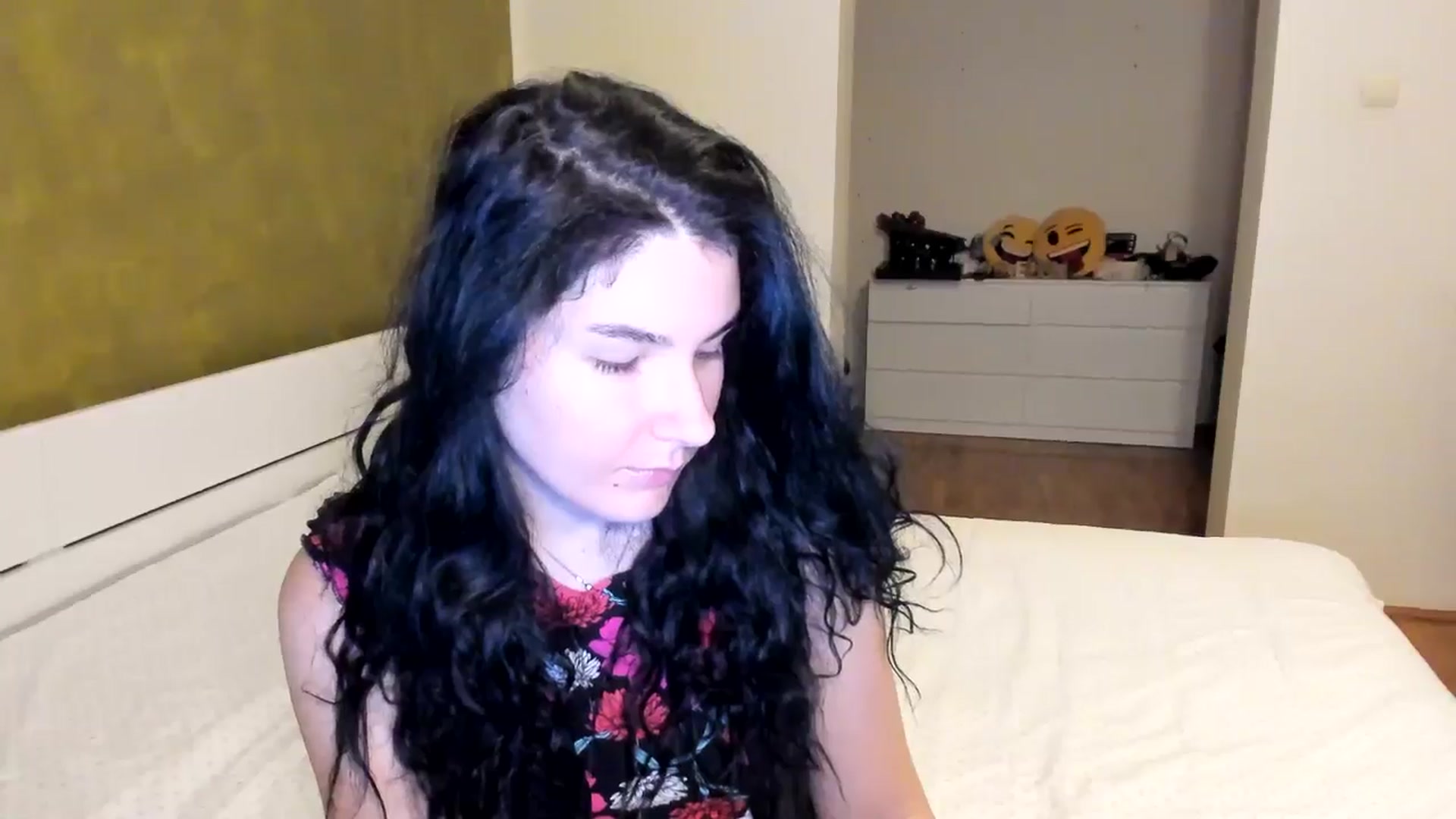 Gallery image thumbnail from SiouxPrincess's myfreecams stream on, 11/08/2024, 01:29 image 17 of 20