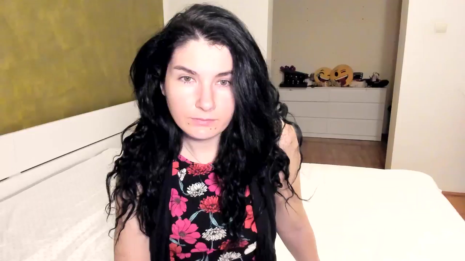 Gallery image thumbnail from SiouxPrincess's myfreecams stream on, 11/08/2024, 01:29 image 1 of 20
