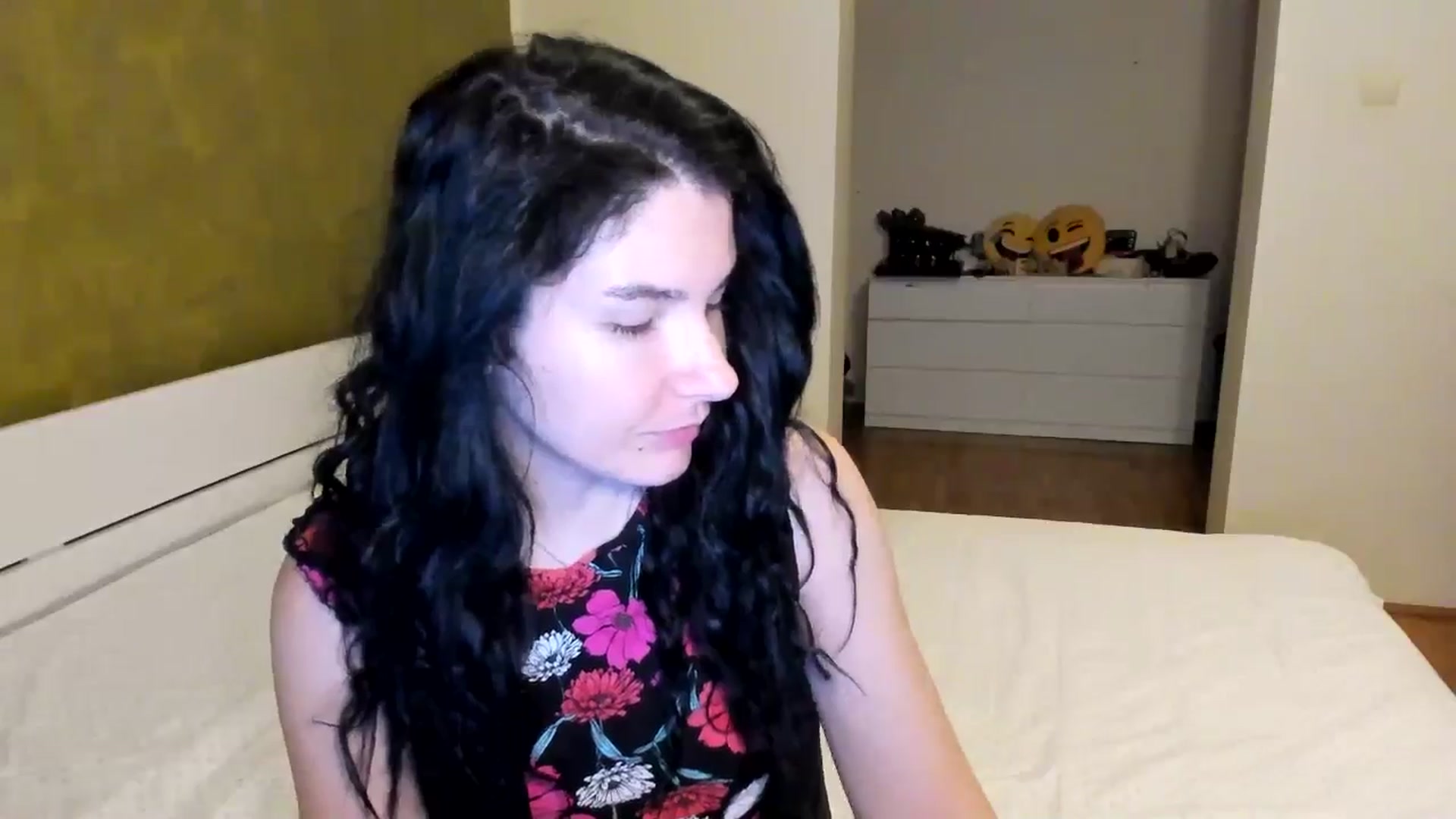 Gallery image thumbnail from SiouxPrincess's myfreecams stream on, 11/08/2024, 01:29 image 4 of 20