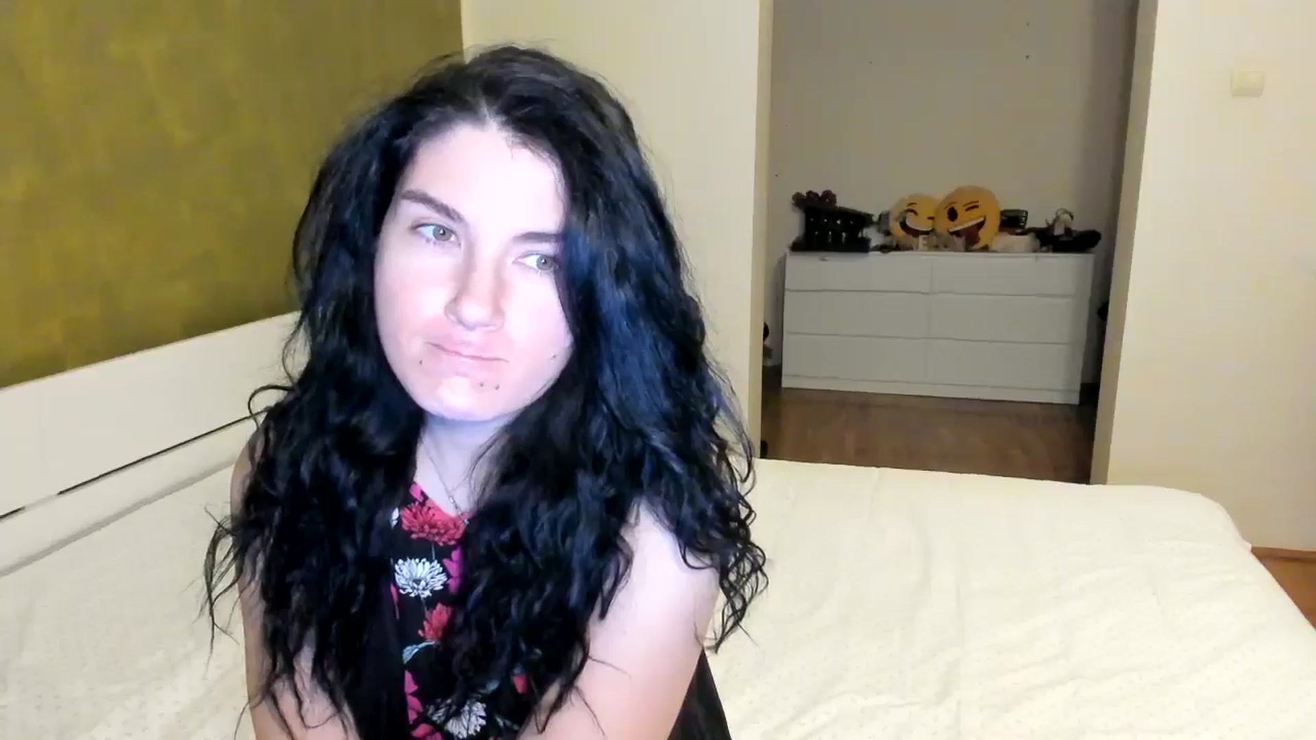 Gallery image thumbnail from SiouxPrincess's myfreecams stream on, 11/08/2024, 01:29 image 11 of 20