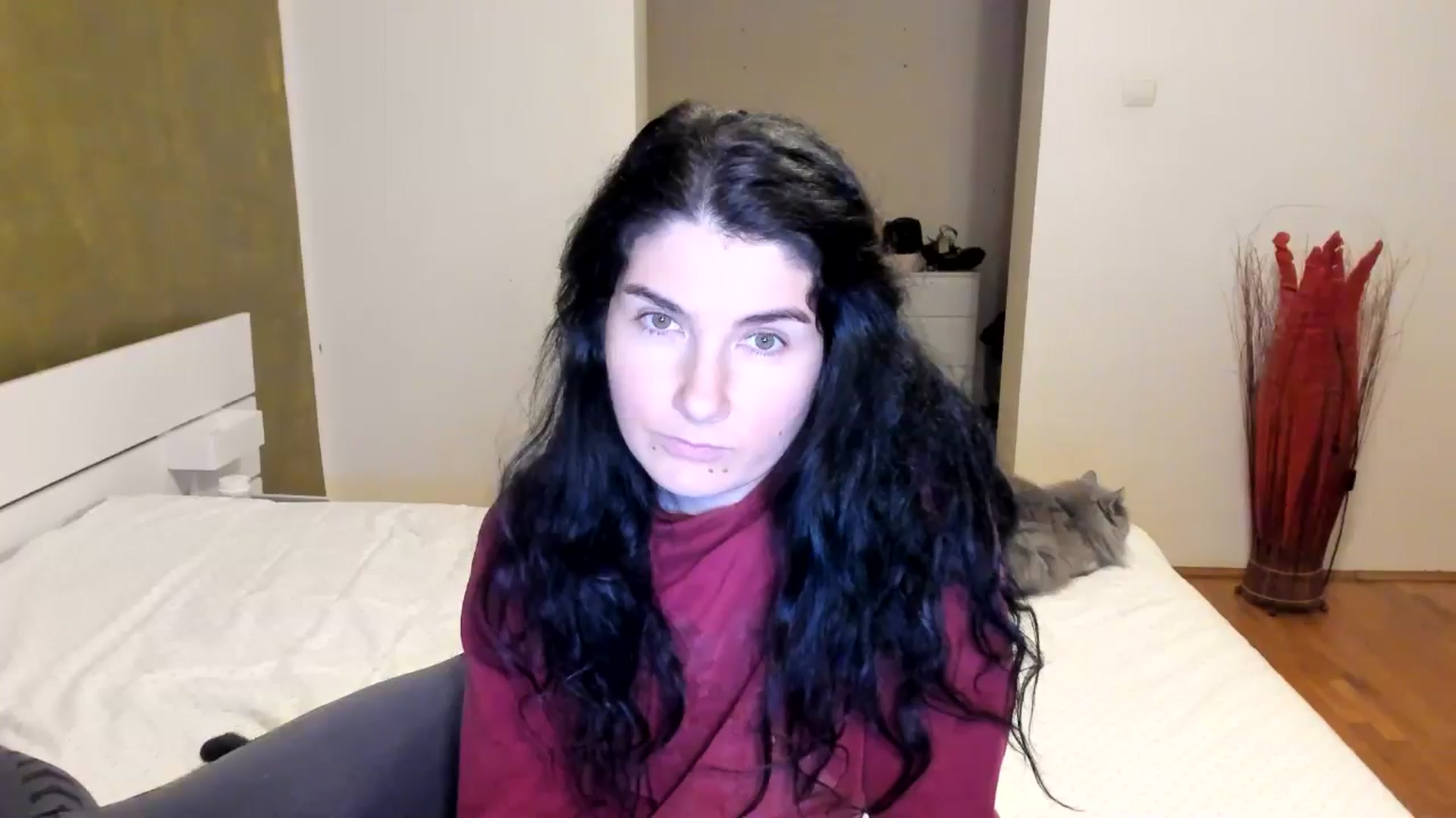 Gallery image thumbnail from SiouxPrincess's myfreecams stream on, 11/12/2024, 22:41 image 18 of 20