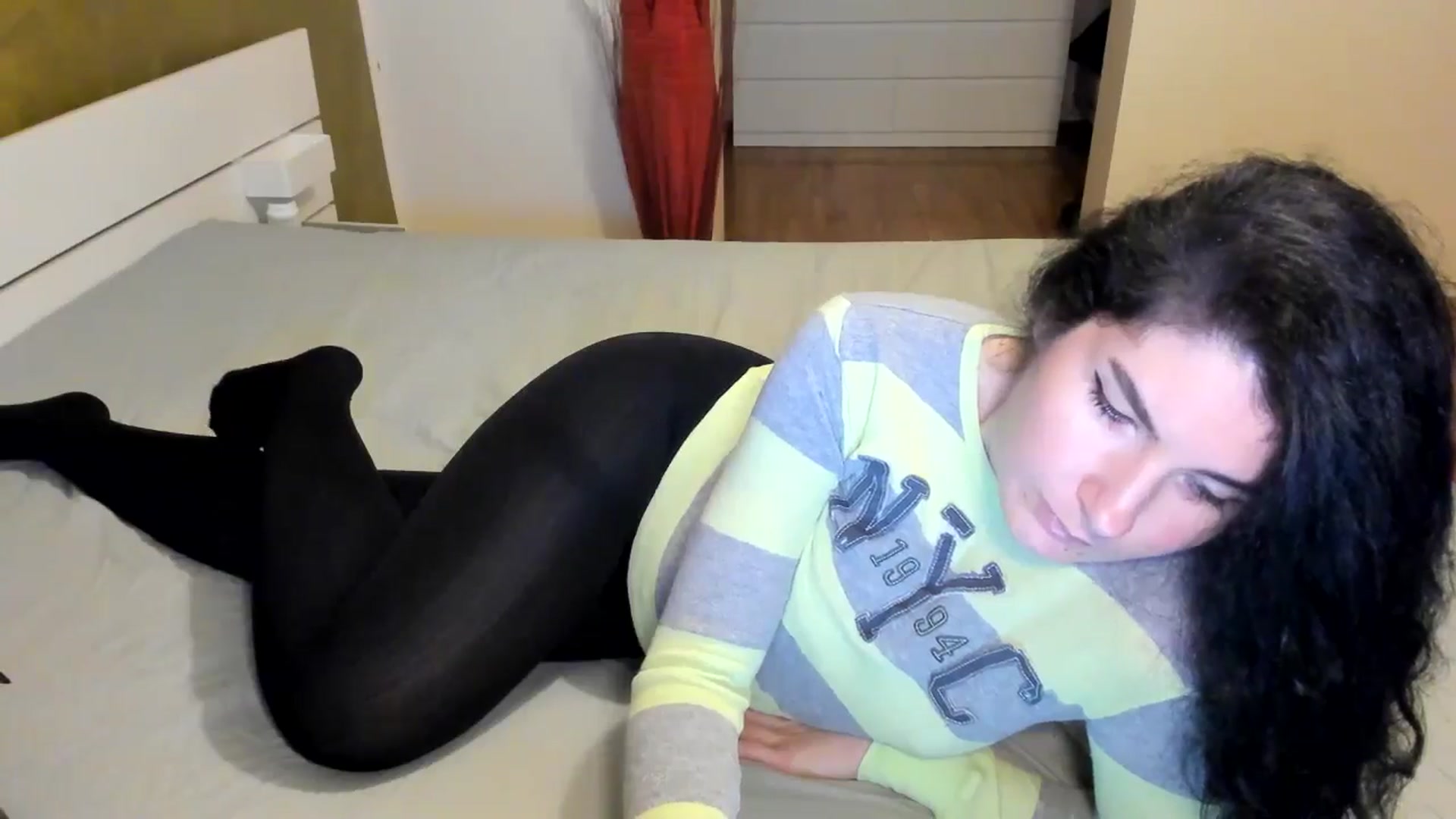Gallery image thumbnail from SiouxPrincess's myfreecams stream on, 11/20/2024, 23:39 image 6 of 20