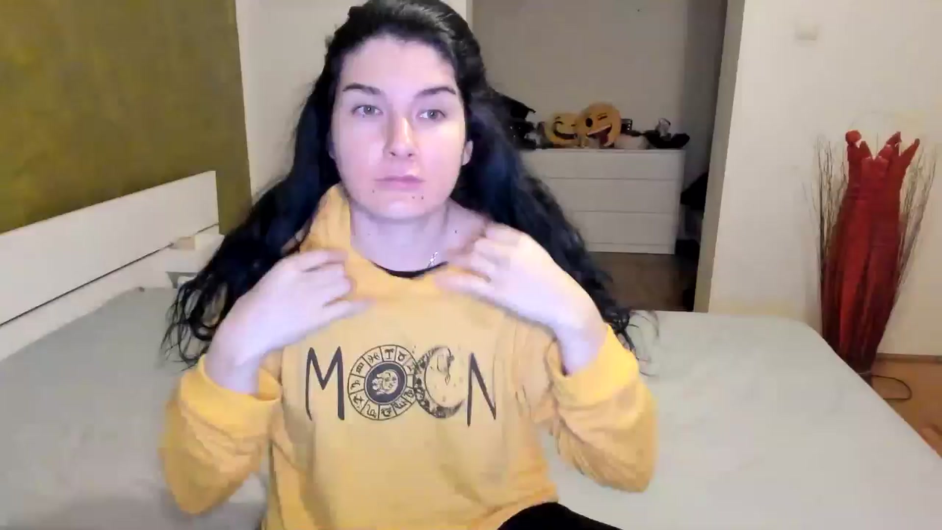 Gallery image thumbnail from SiouxPrincess's myfreecams stream on, 11/22/2024, 01:34 image 13 of 20