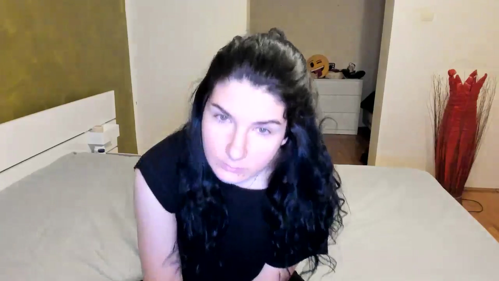 Gallery image thumbnail from SiouxPrincess's myfreecams stream on, 11/22/2024, 01:34 image 10 of 20