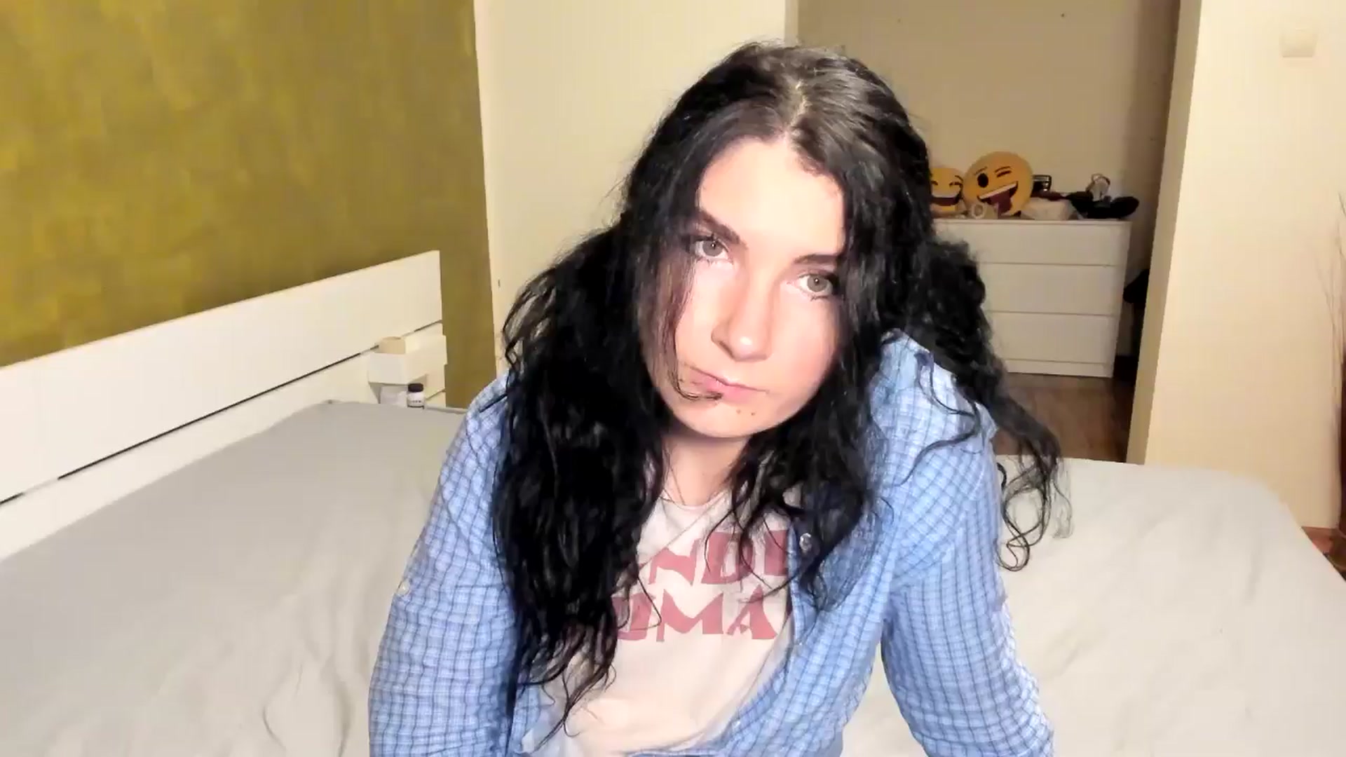 Gallery image thumbnail from SiouxPrincess's myfreecams stream on, 11/23/2024, 24:53 image 11 of 20