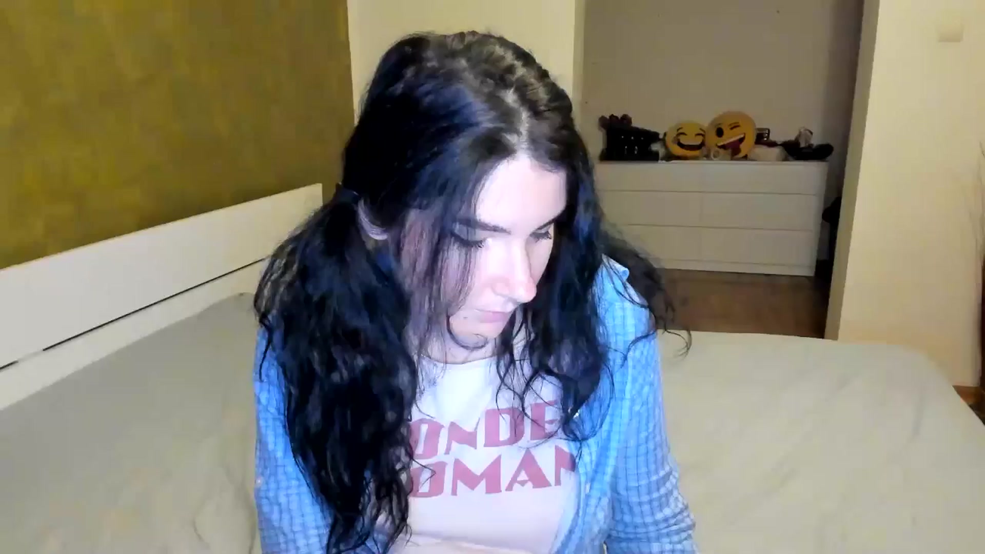 Gallery image thumbnail from SiouxPrincess's myfreecams stream on, 11/23/2024, 24:53 image 10 of 20