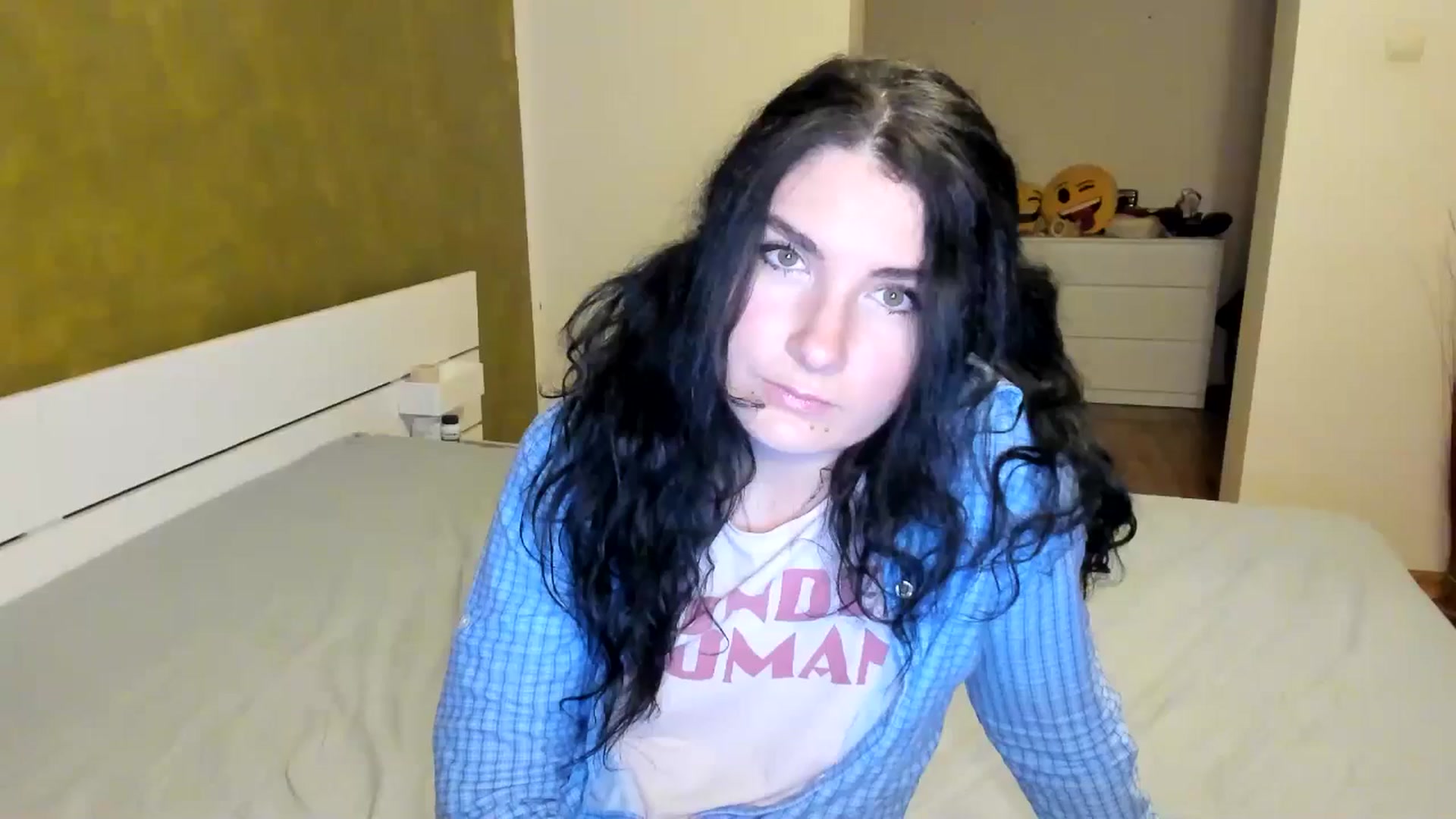Gallery image thumbnail from SiouxPrincess's myfreecams stream on, 11/23/2024, 24:53 image 9 of 20