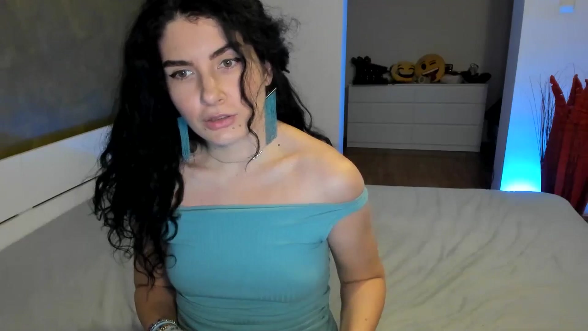 Gallery image thumbnail from SiouxPrincess's myfreecams stream on, 11/24/2024, 24:03 image 15 of 20