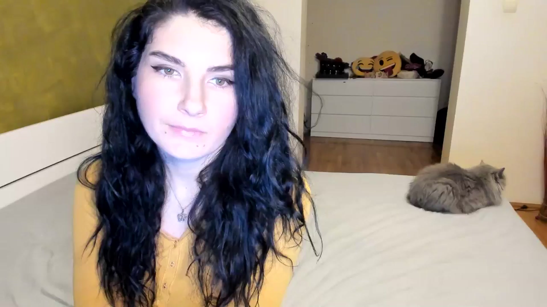 Gallery image thumbnail from SiouxPrincess's myfreecams stream on, 11/27/2024, 02:06 image 8 of 20