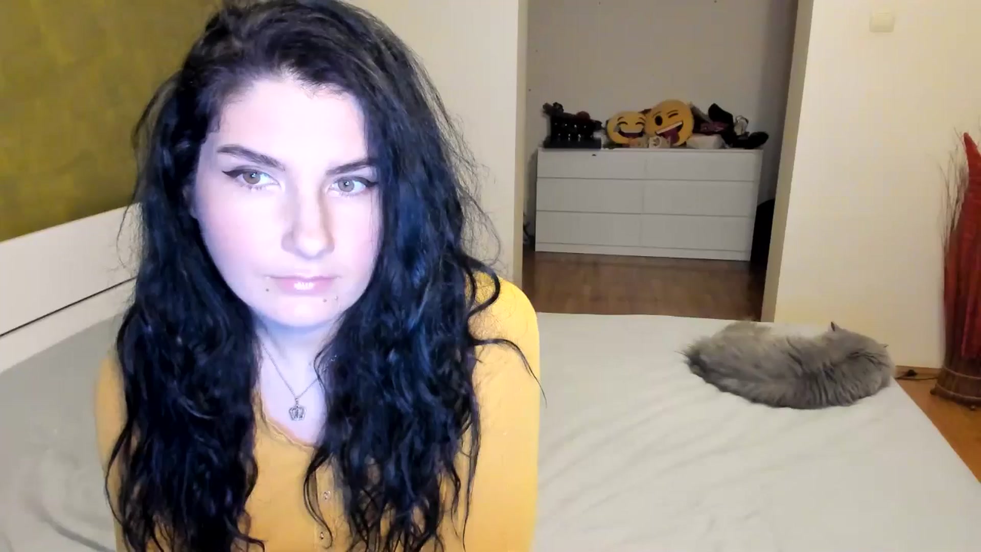 Gallery image thumbnail from SiouxPrincess's myfreecams stream on, 11/27/2024, 02:06 image 4 of 20