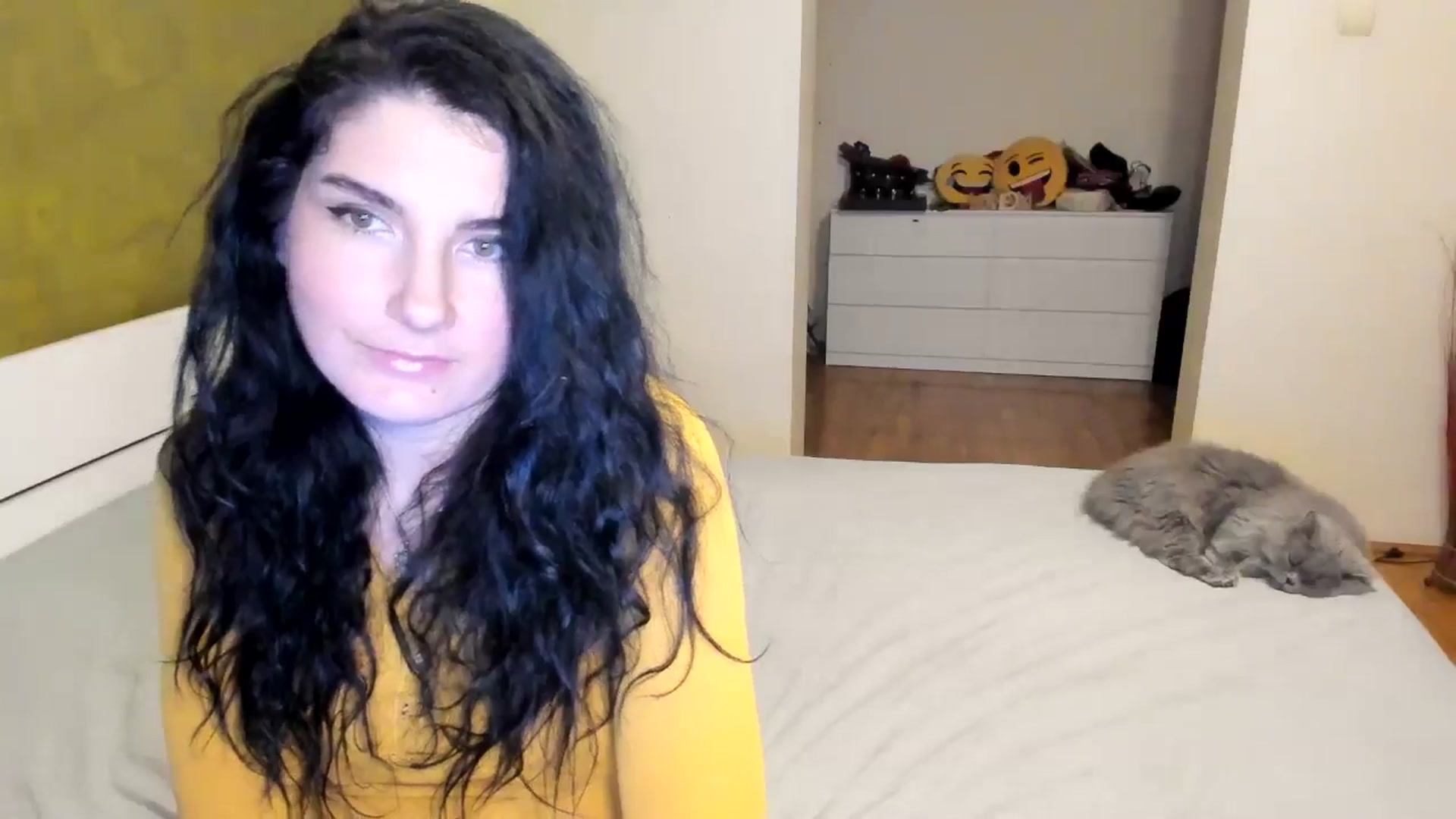 Gallery image thumbnail from SiouxPrincess's myfreecams stream on, 11/27/2024, 02:06 image 13 of 20
