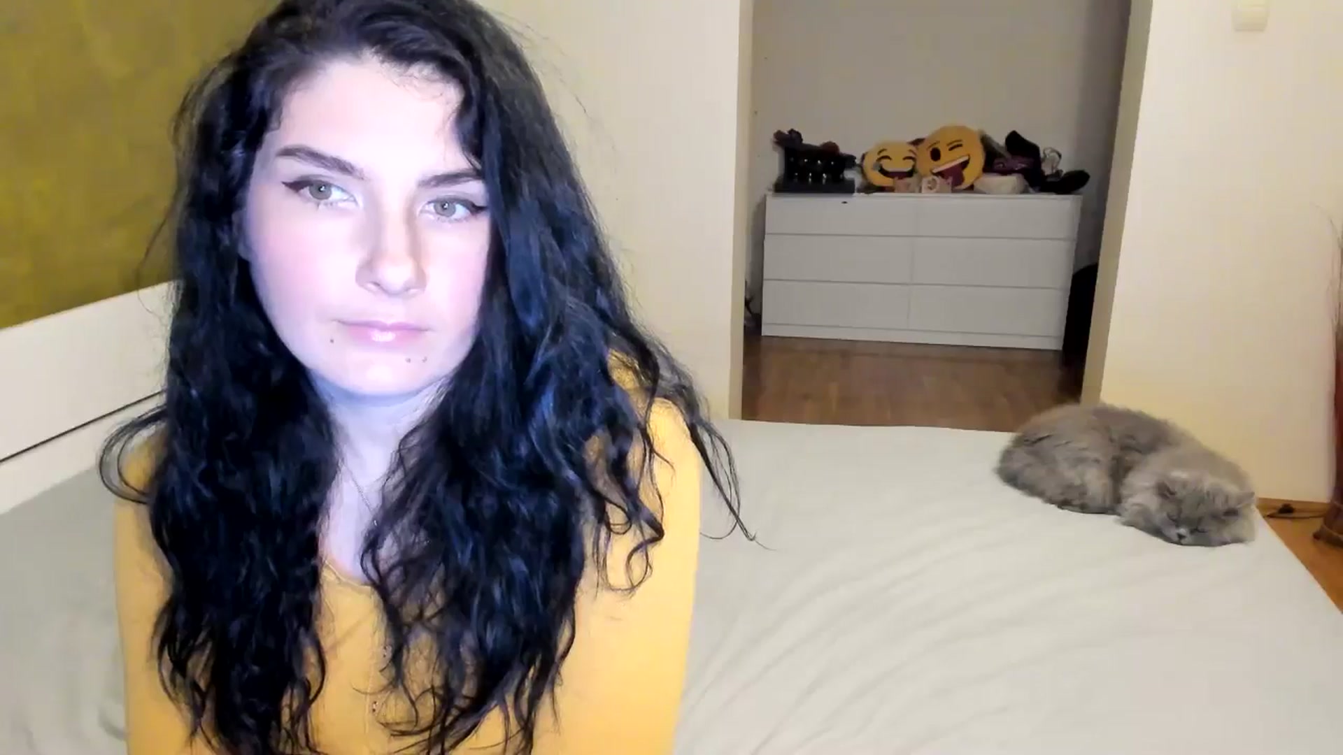 Gallery image thumbnail from SiouxPrincess's myfreecams stream on, 11/27/2024, 02:06 image 10 of 20