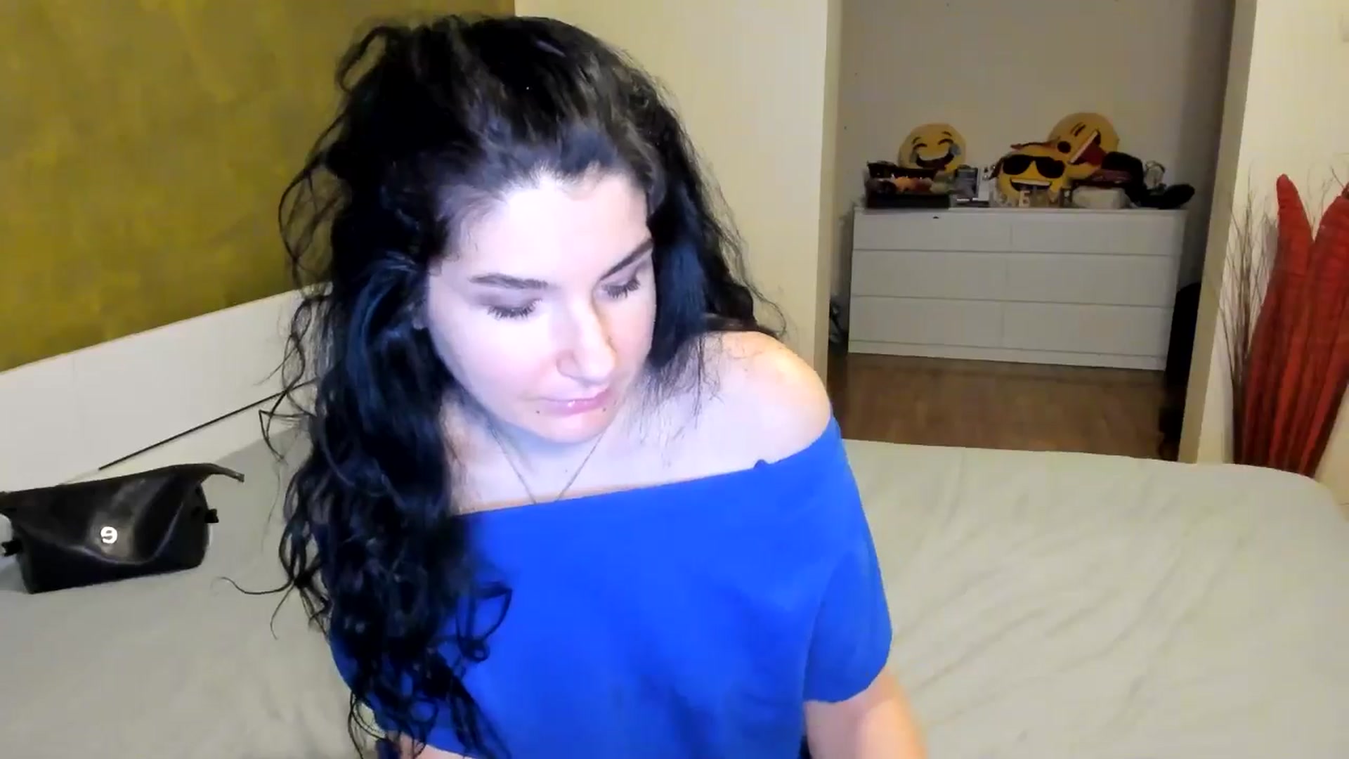 Gallery image thumbnail from SiouxPrincess's myfreecams stream on, 11/28/2024, 01:37 image 8 of 20