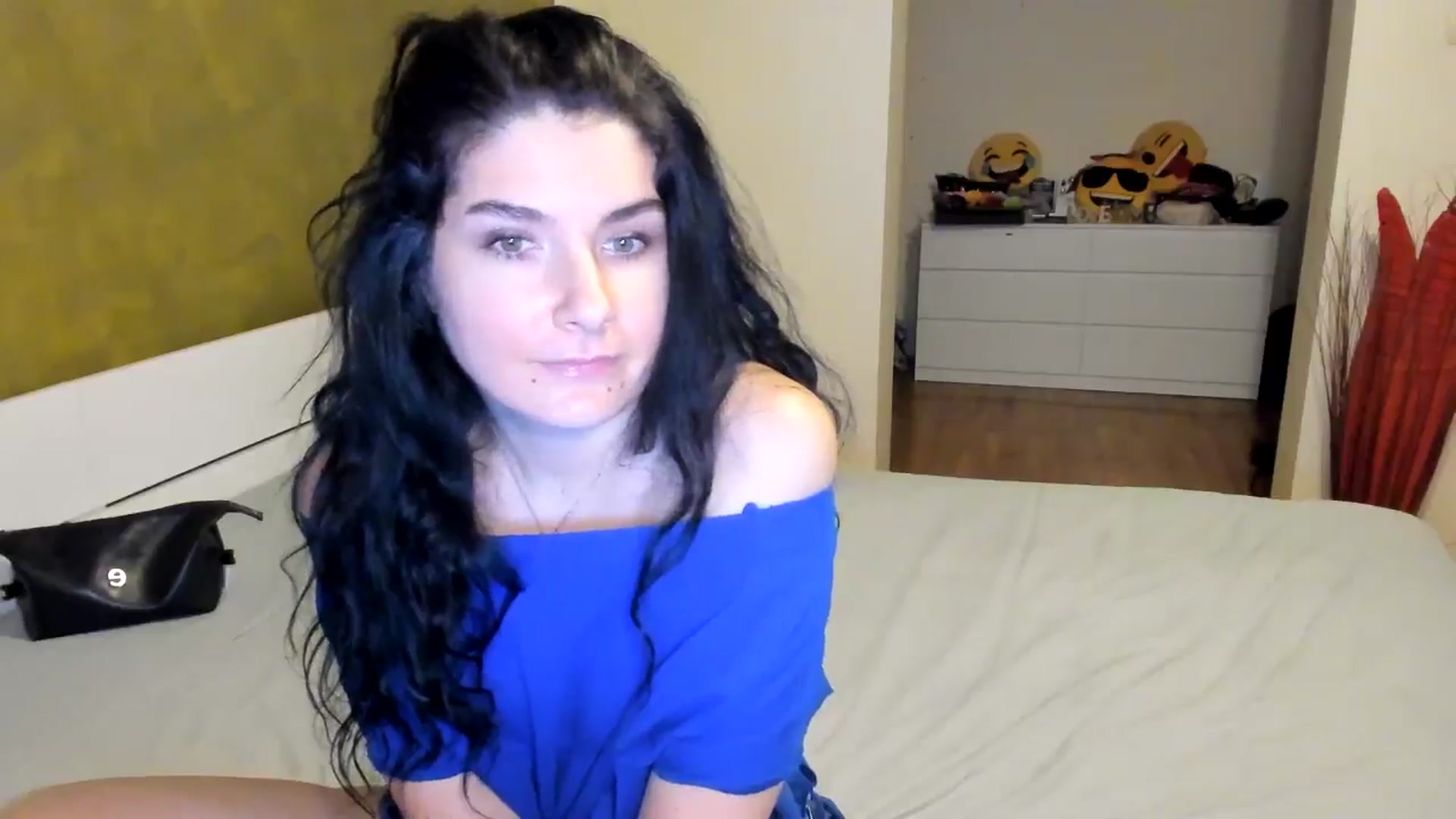 Gallery image thumbnail from SiouxPrincess's myfreecams stream on, 11/28/2024, 01:37 image 19 of 20